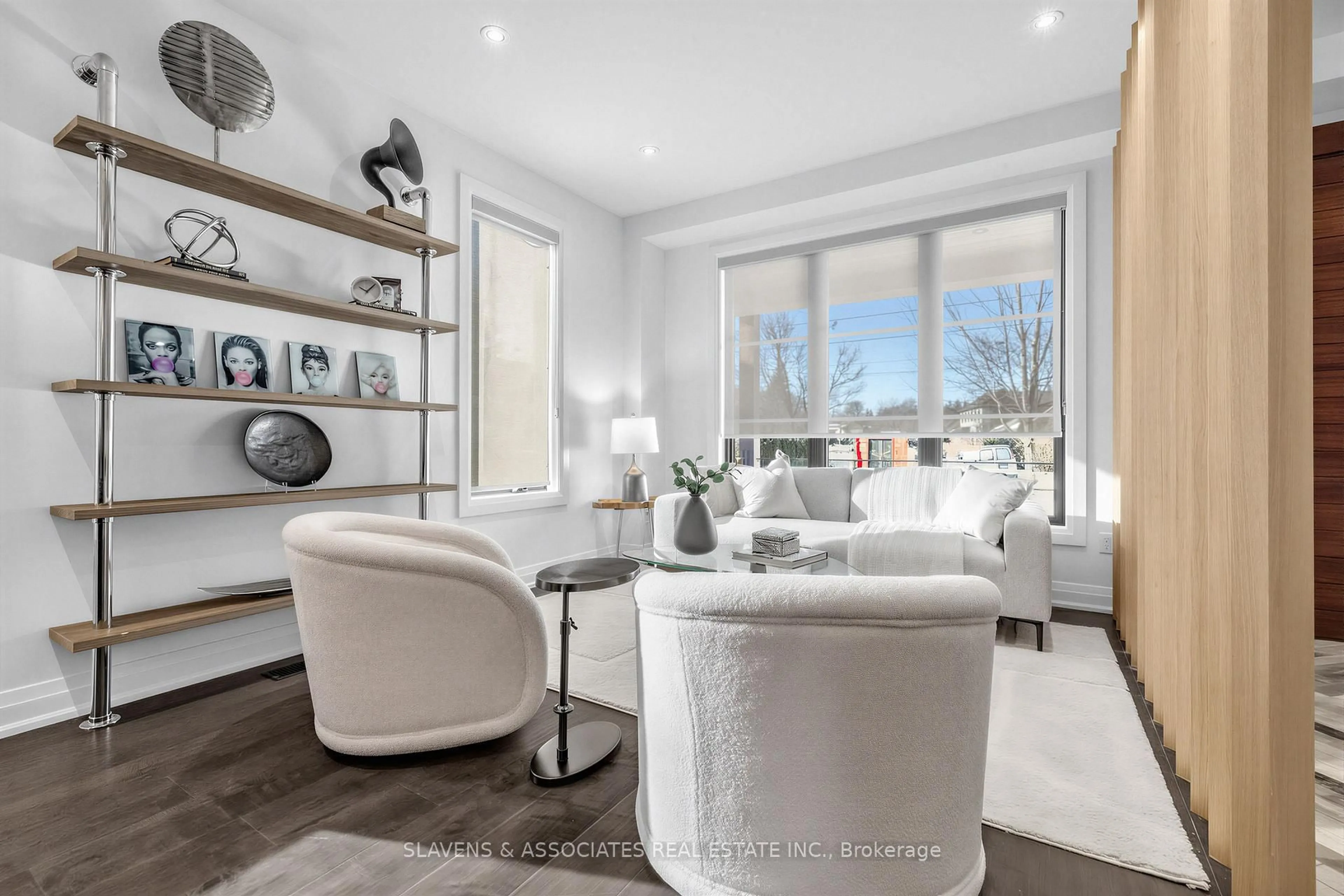 Living room with furniture, unknown for 41 Invermay Ave, Toronto Ontario M3H 1Z1