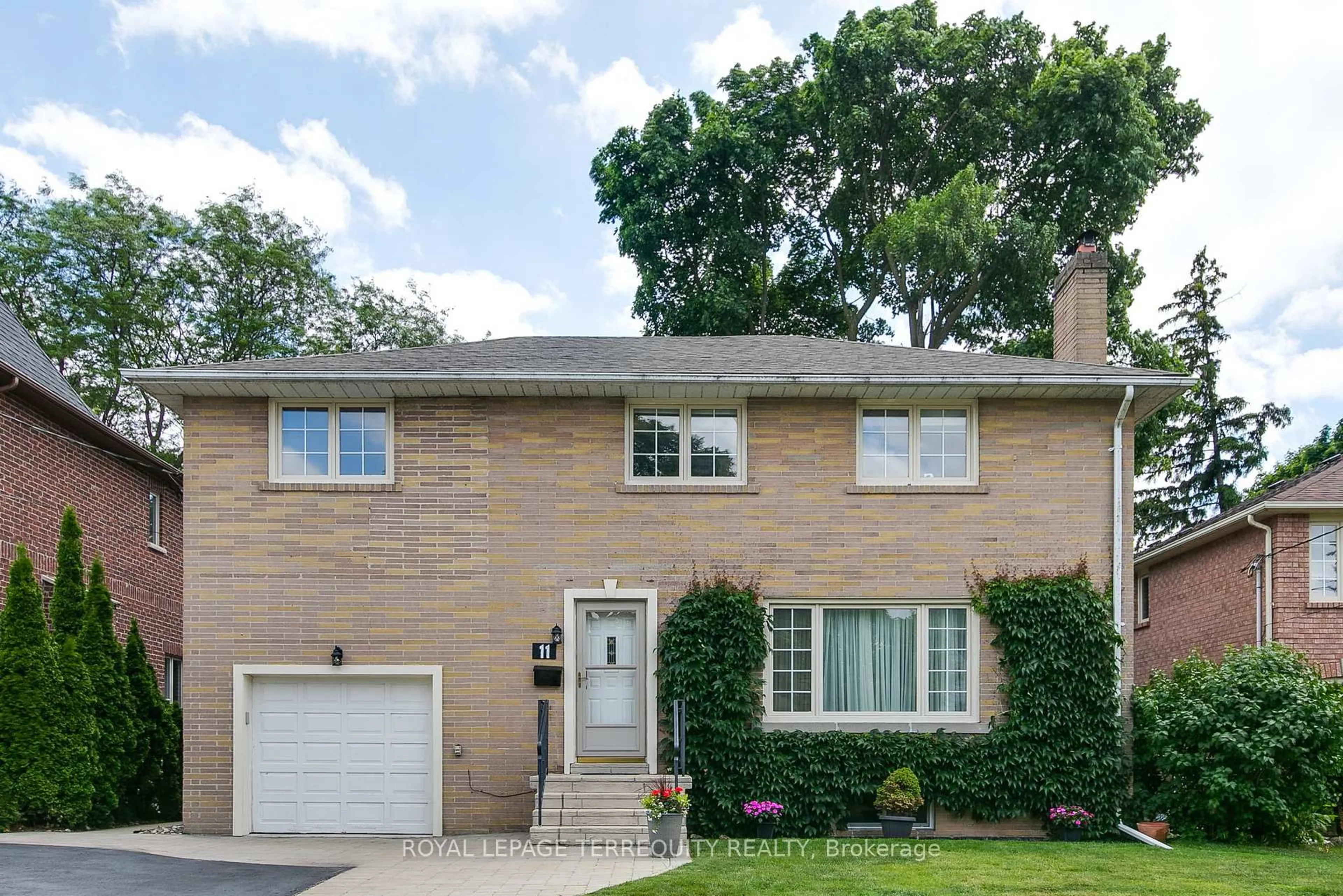 Home with brick exterior material, street for 11 Urbandale Ave, Toronto Ontario M2M 2G9
