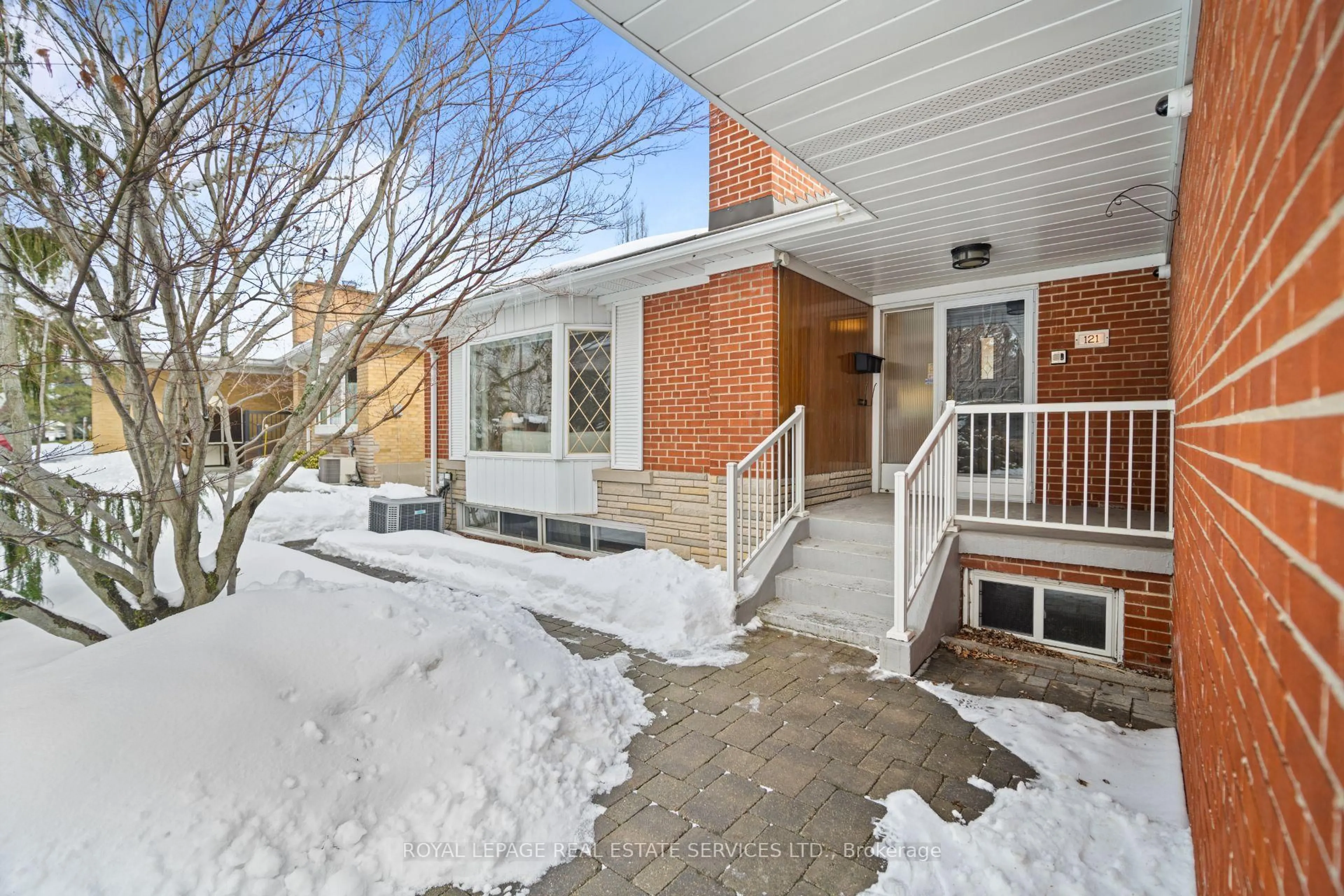 Unknown for 121 Elvaston Dr, Toronto Ontario M4A 1N8