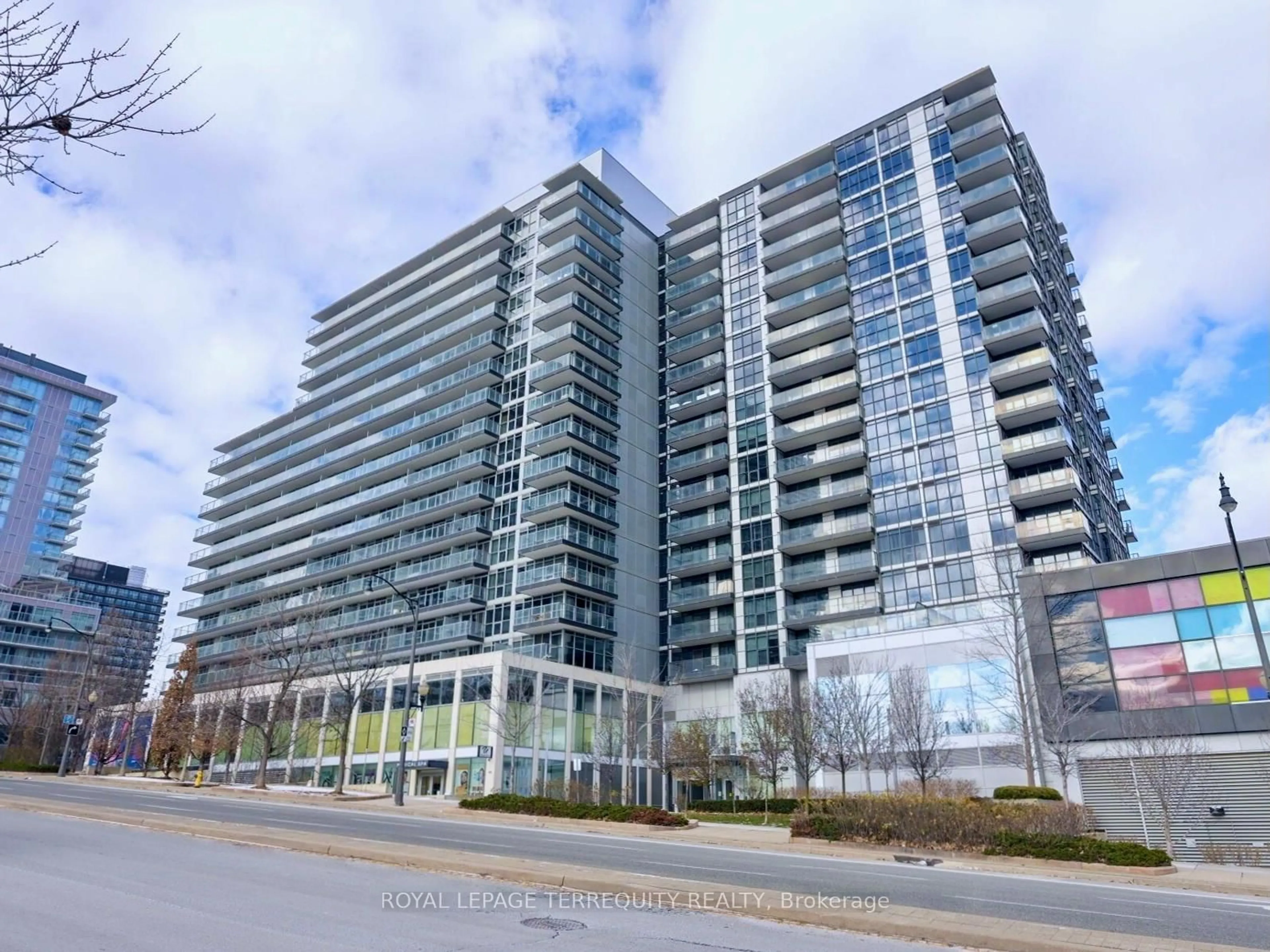 Unknown for 19 Singer Crt #221, Toronto Ontario M2K 0B2