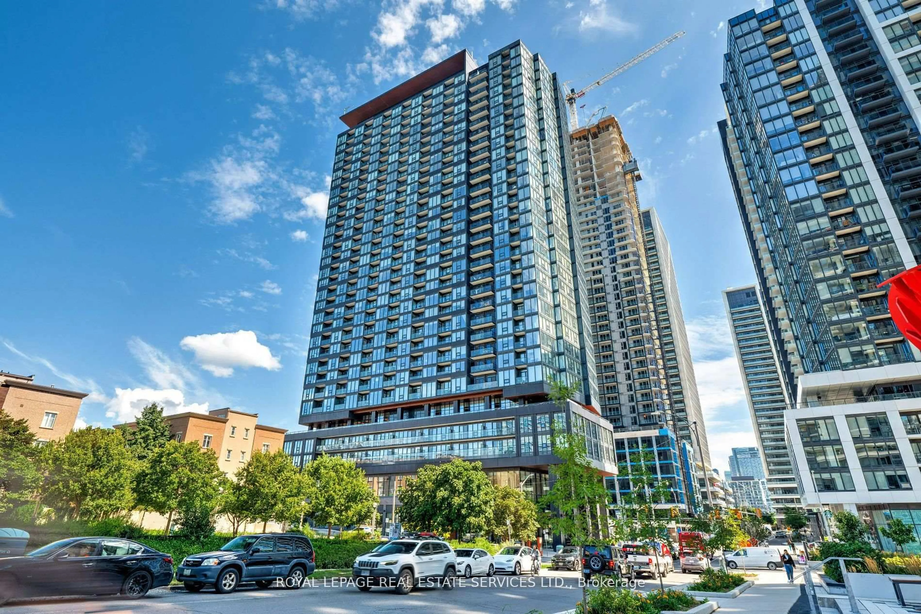 Unknown for 19 Western Battery Rd #3508, Toronto Ontario M6K 3S4