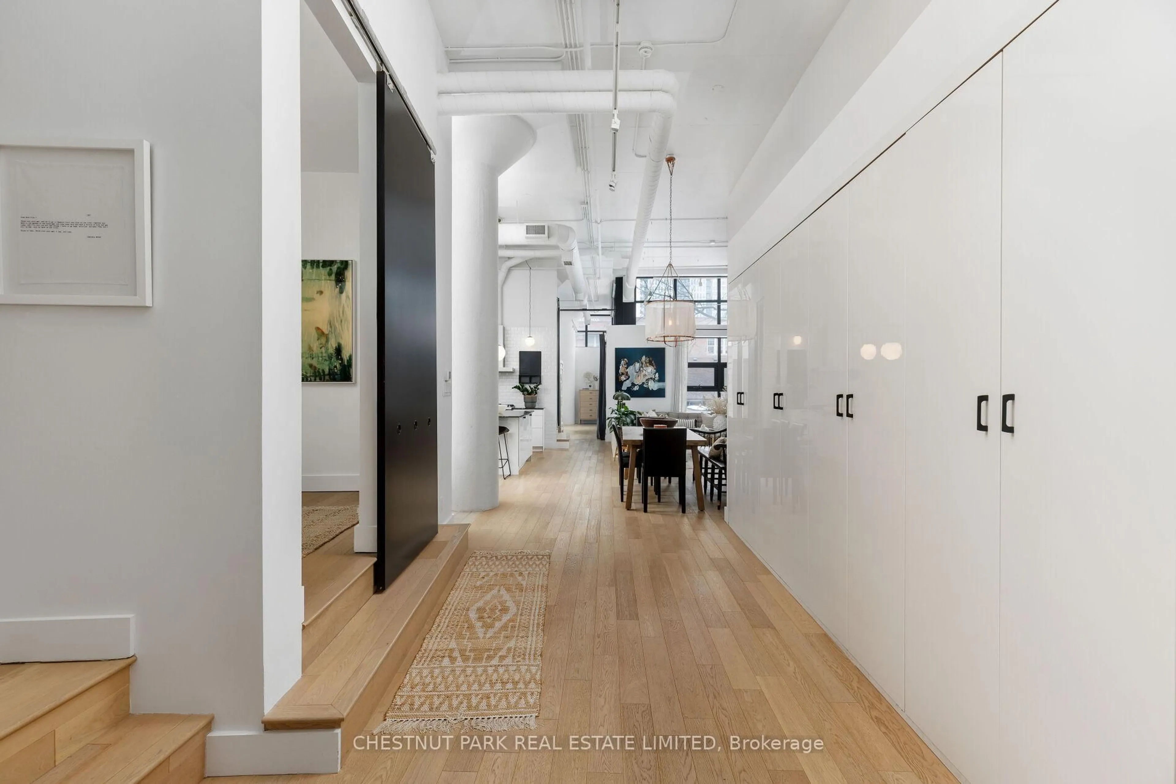 Indoor foyer for 90 Sumach St #313, Toronto Ontario M5A 4R4