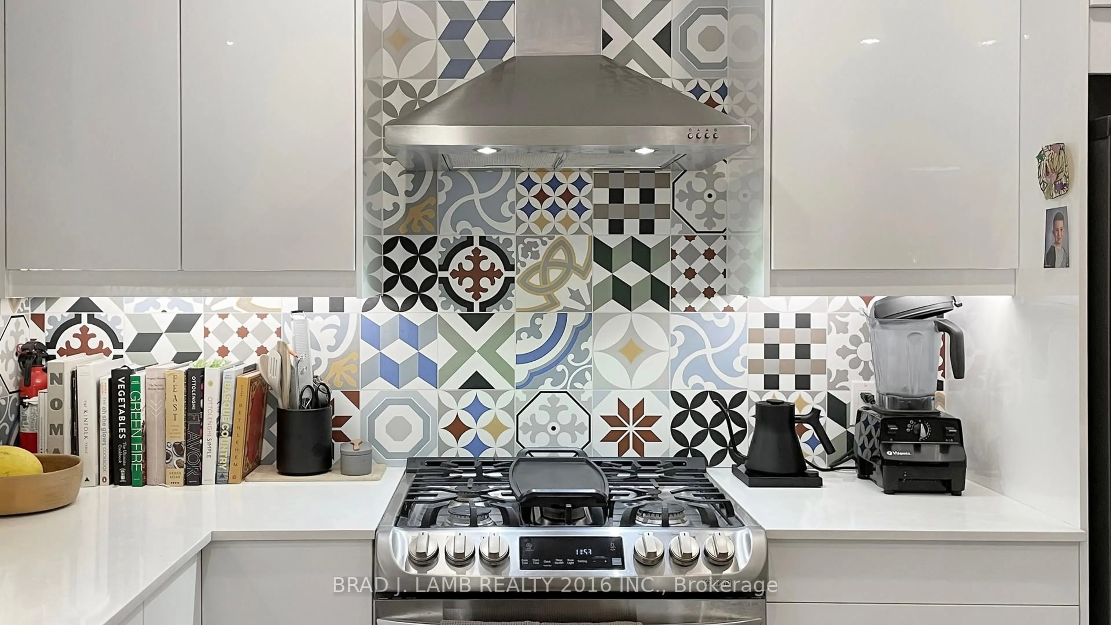 Contemporary kitchen, ceramic/tile floor for 1558 Davenport Rd, Toronto Ontario M6H 2J1