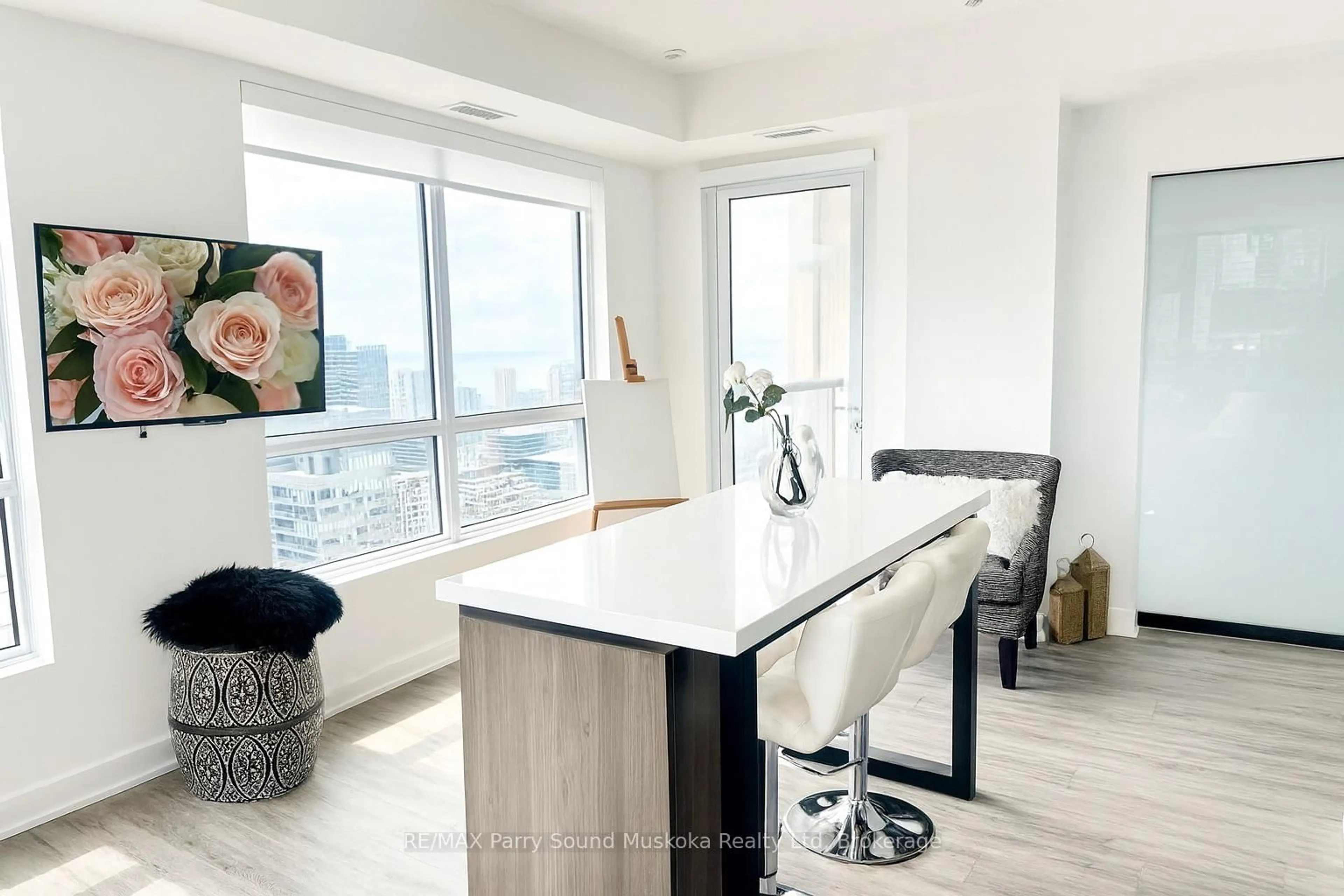 Open concept kitchen, unknown for 108 Peter St #4906, Toronto Ontario M5V 0W2