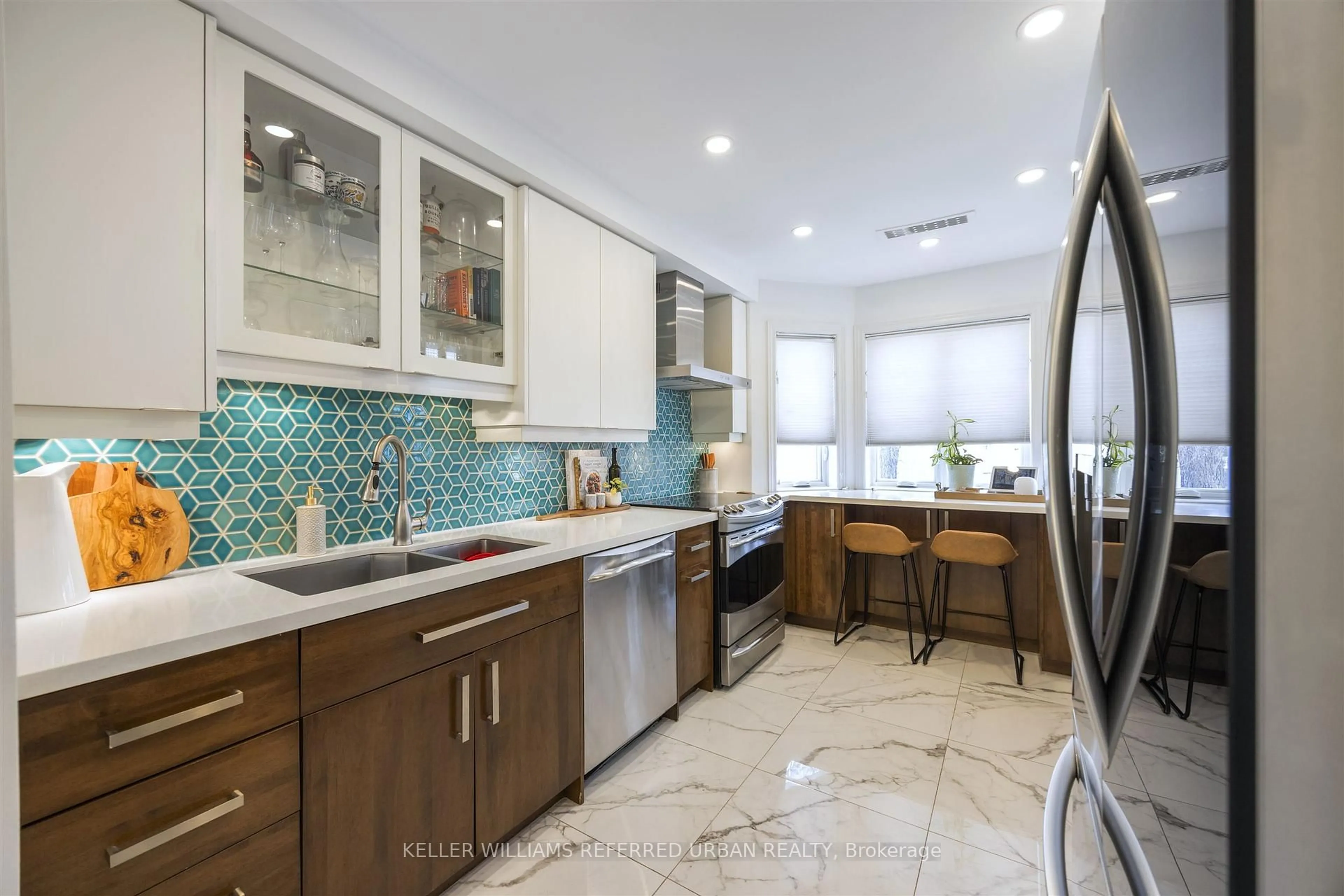 Contemporary kitchen, ceramic/tile floor for 921 Adelaide St #D, Toronto Ontario M6J 3T2