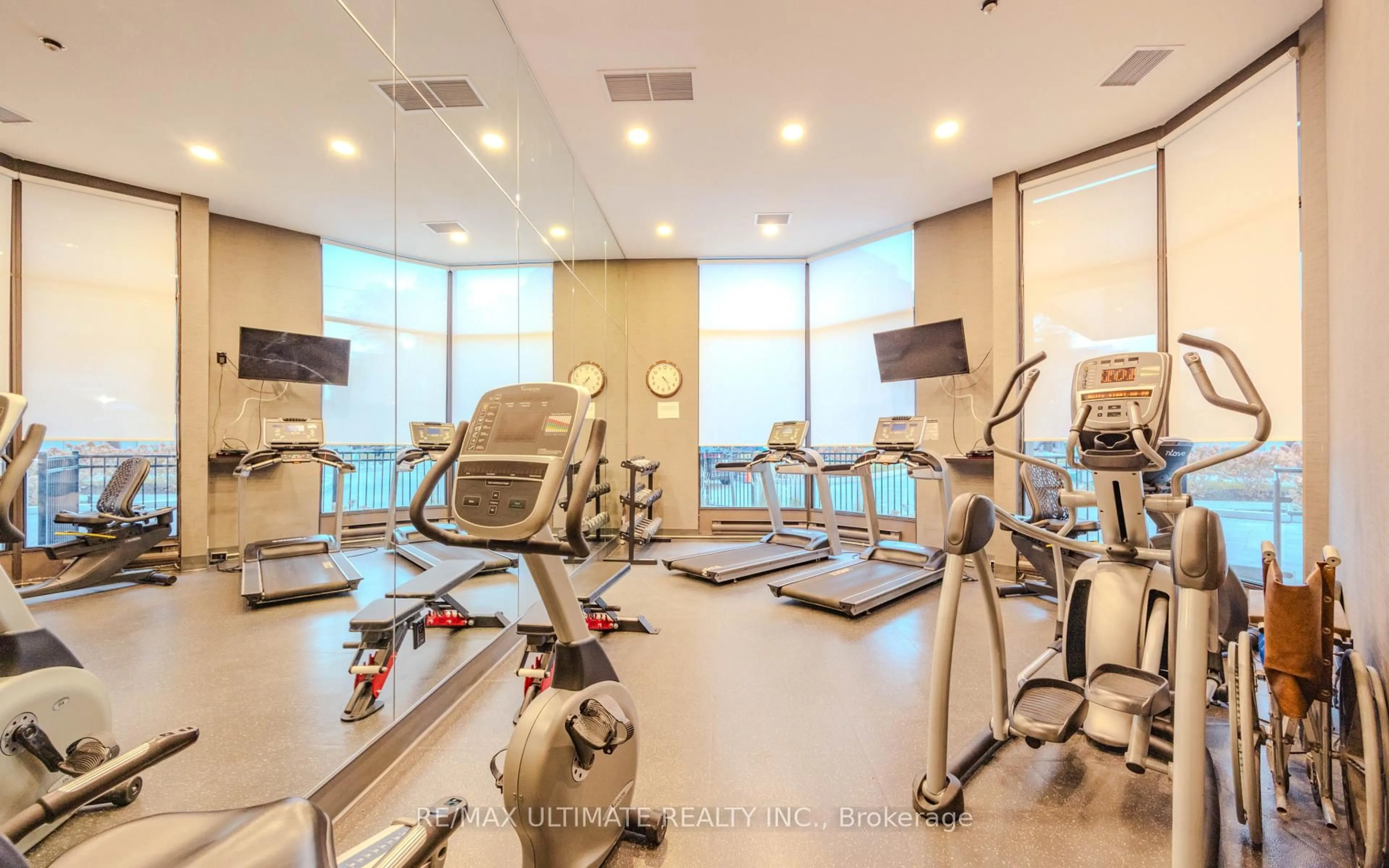 Gym or fitness room for 240 Heath St #201, Toronto Ontario M5P 3L5