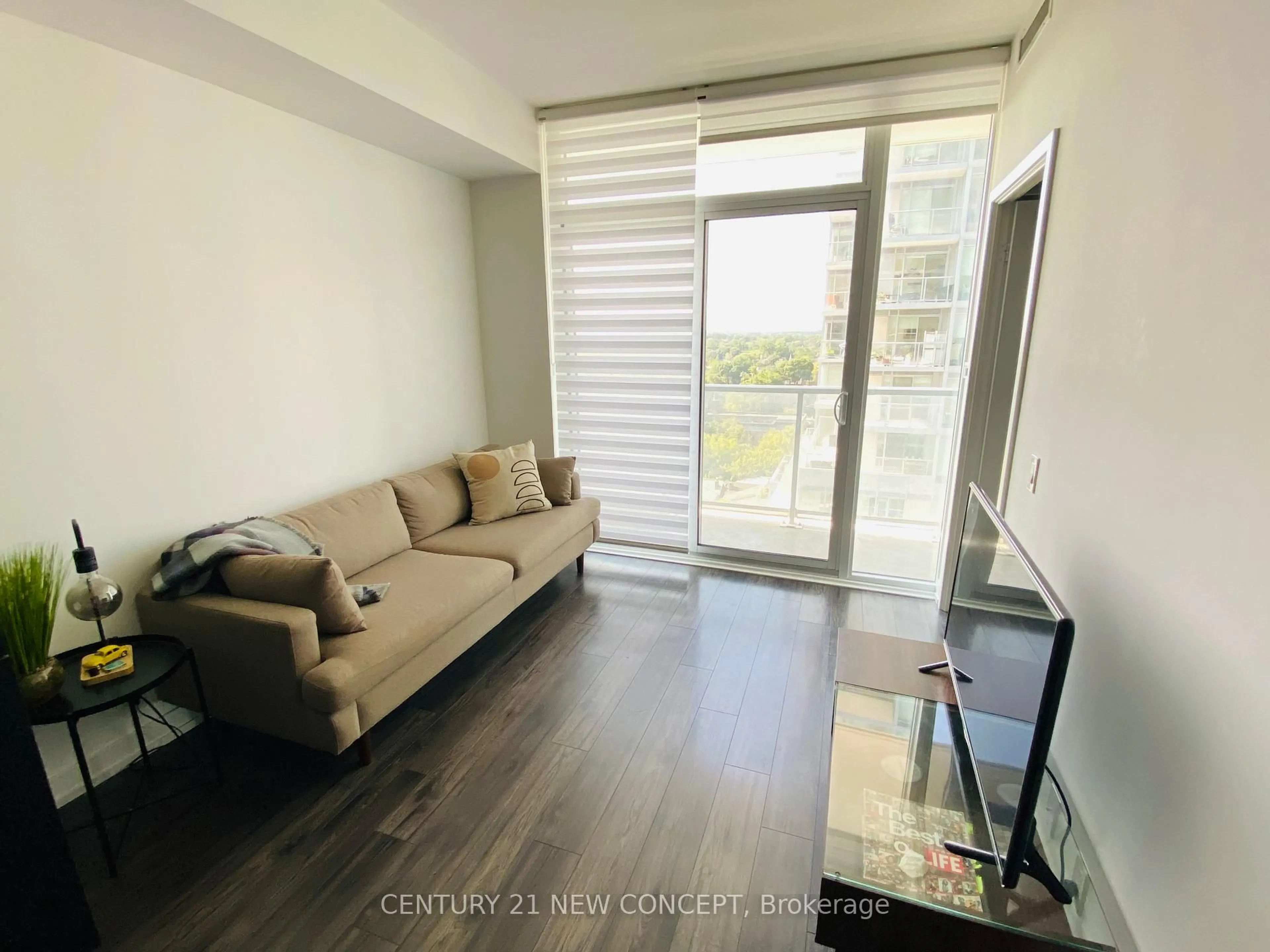 Living room with furniture, unknown for 33 Helendale Ave #901, Toronto Ontario M2N 0L2