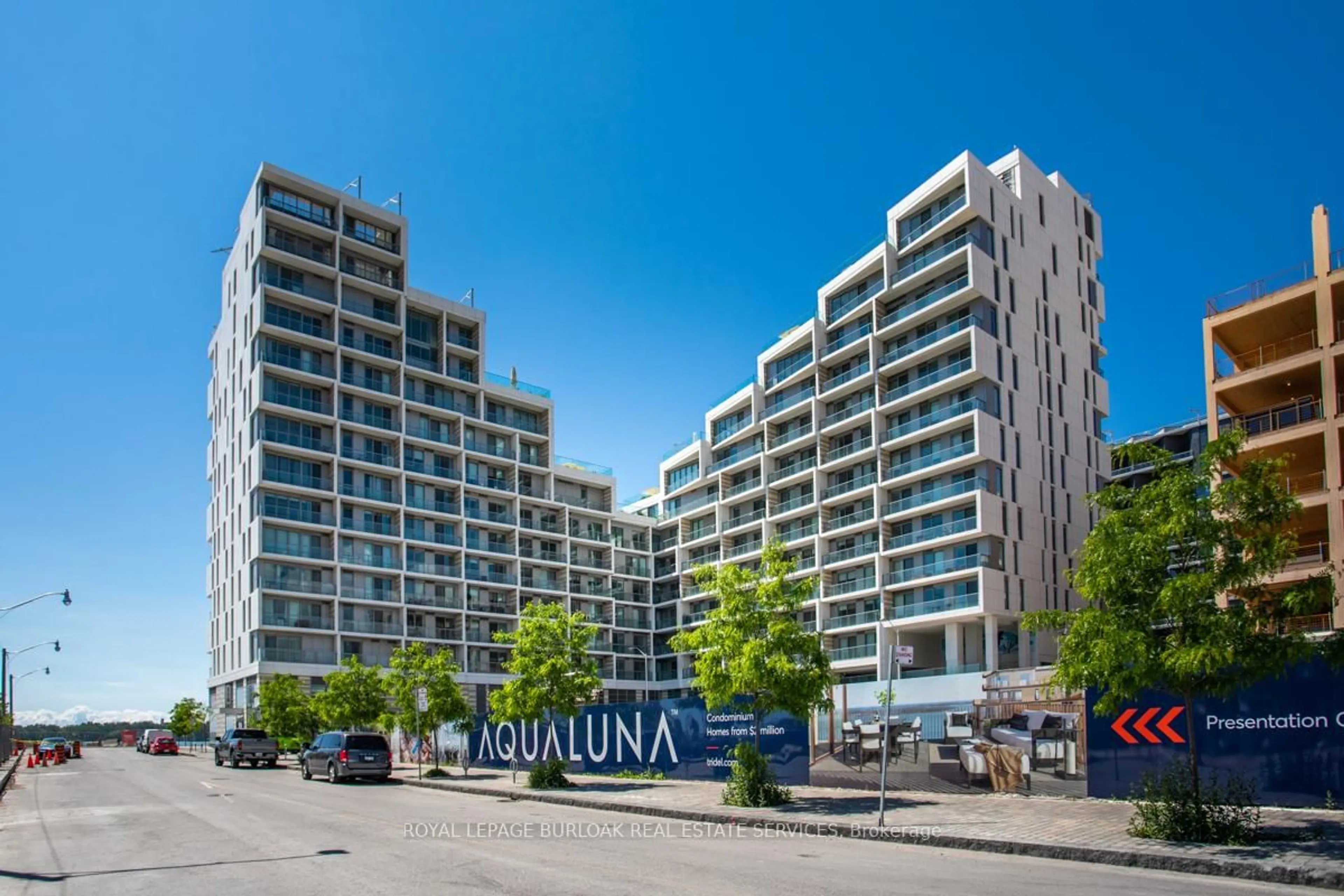 Balcony in the apartment, building for 118 Merchants' Wharf #19, Toronto Ontario M5A 0L3