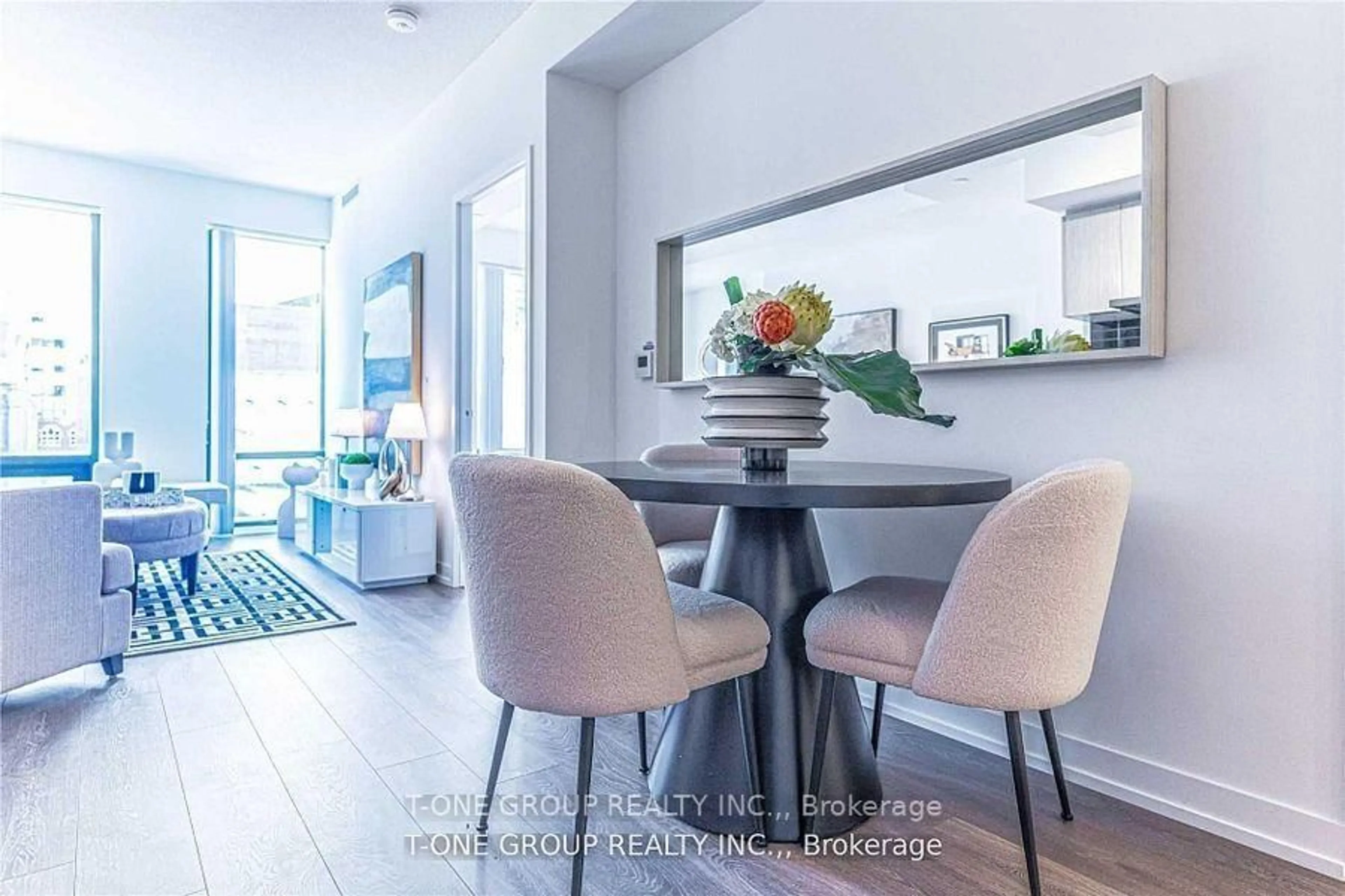 Unknown for 60 Shuter St #316, Toronto Ontario M5B 0B7