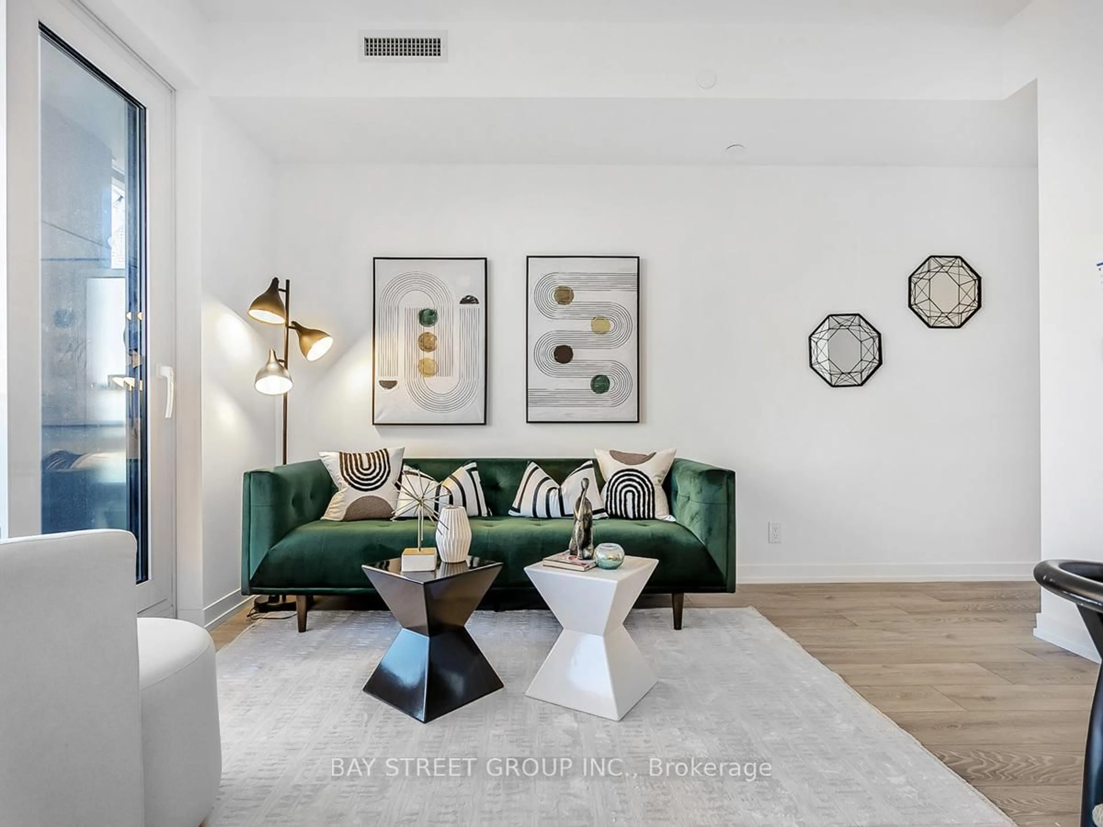 Living room with furniture, unknown for 2020 Bathurst St #1910, Toronto Ontario M5P 0A6