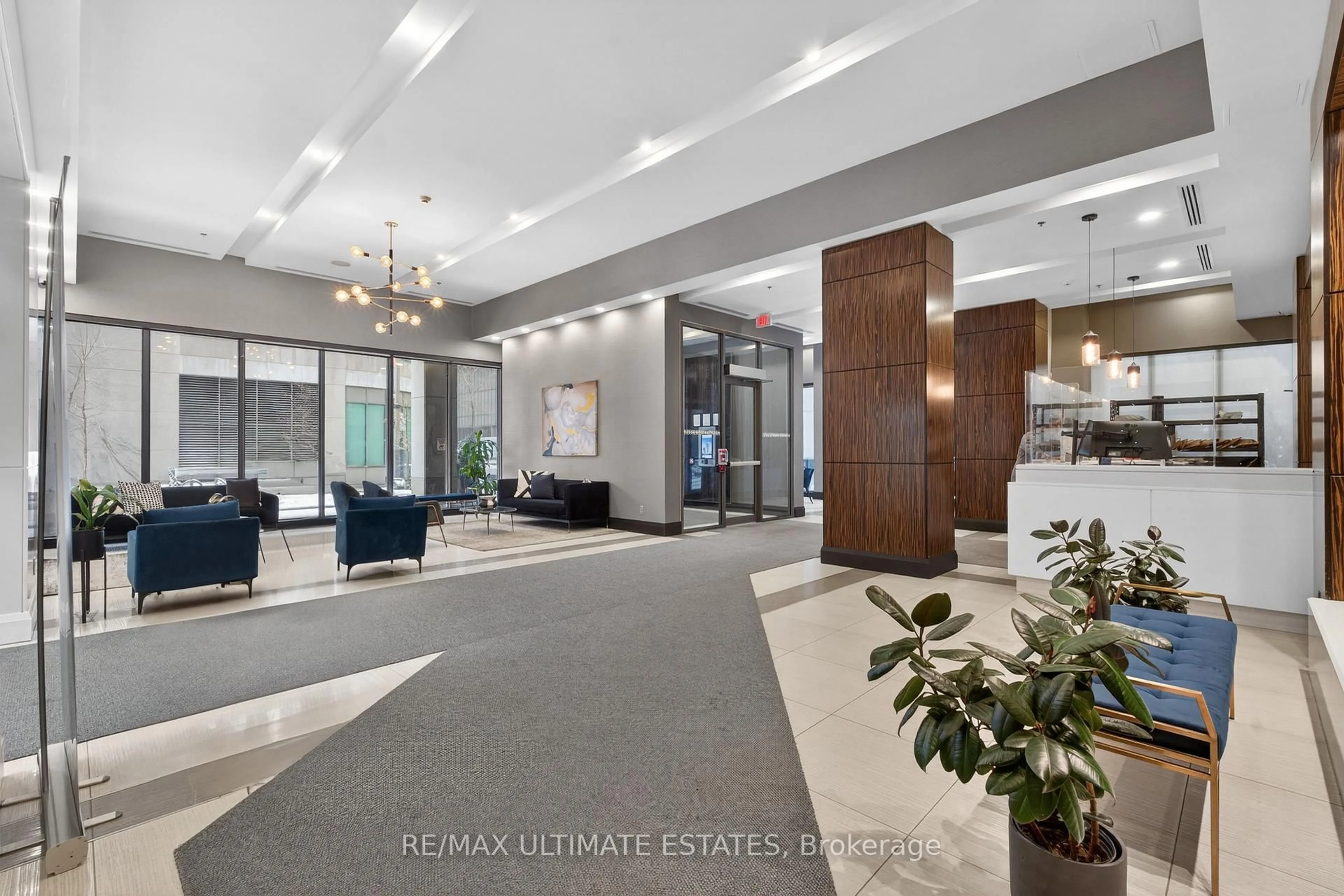 Lobby for 19 Grand Trunk Cres #2205, Toronto Ontario M5J 3A3