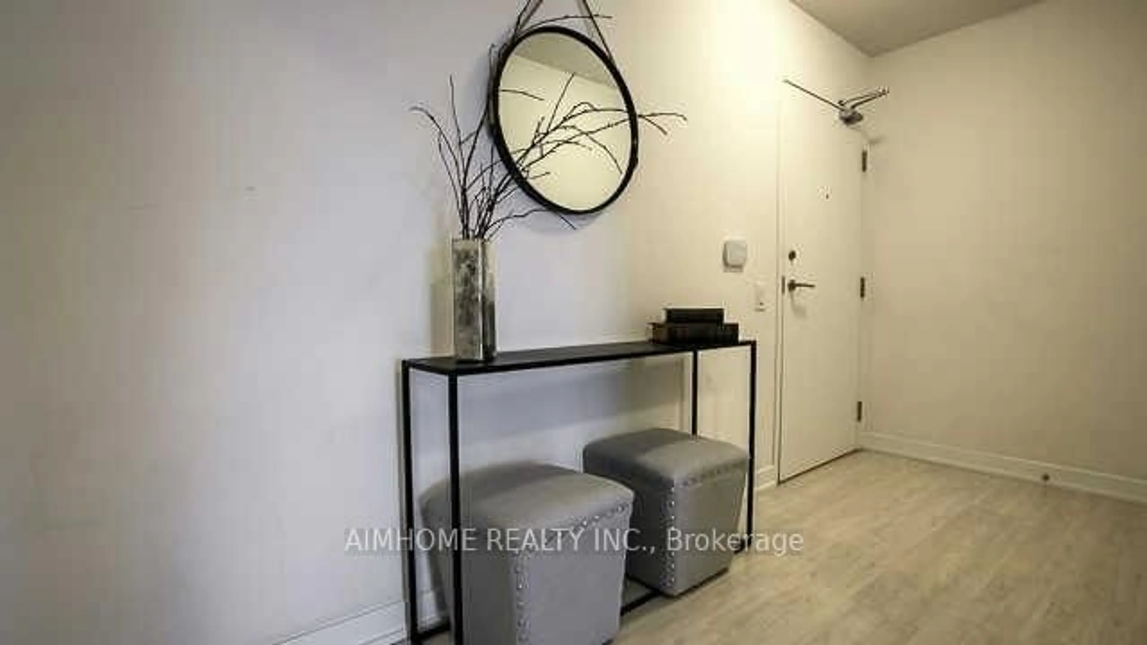 Indoor entryway for 19 Singer Crt #921, Toronto Ontario M2K 0B2