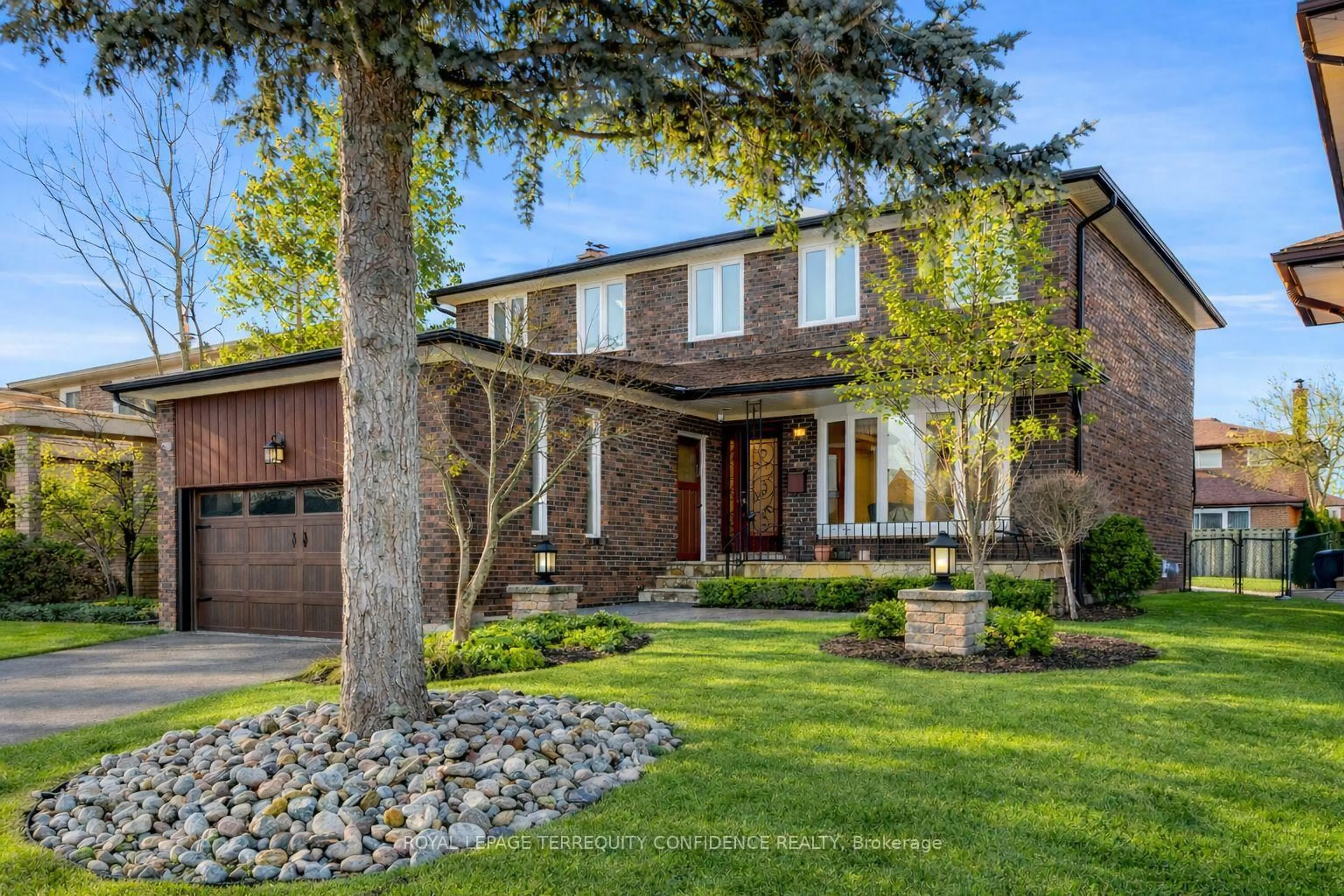 Home with brick exterior material, street for 84 Bestview Dr, Toronto Ontario M2M 2X9