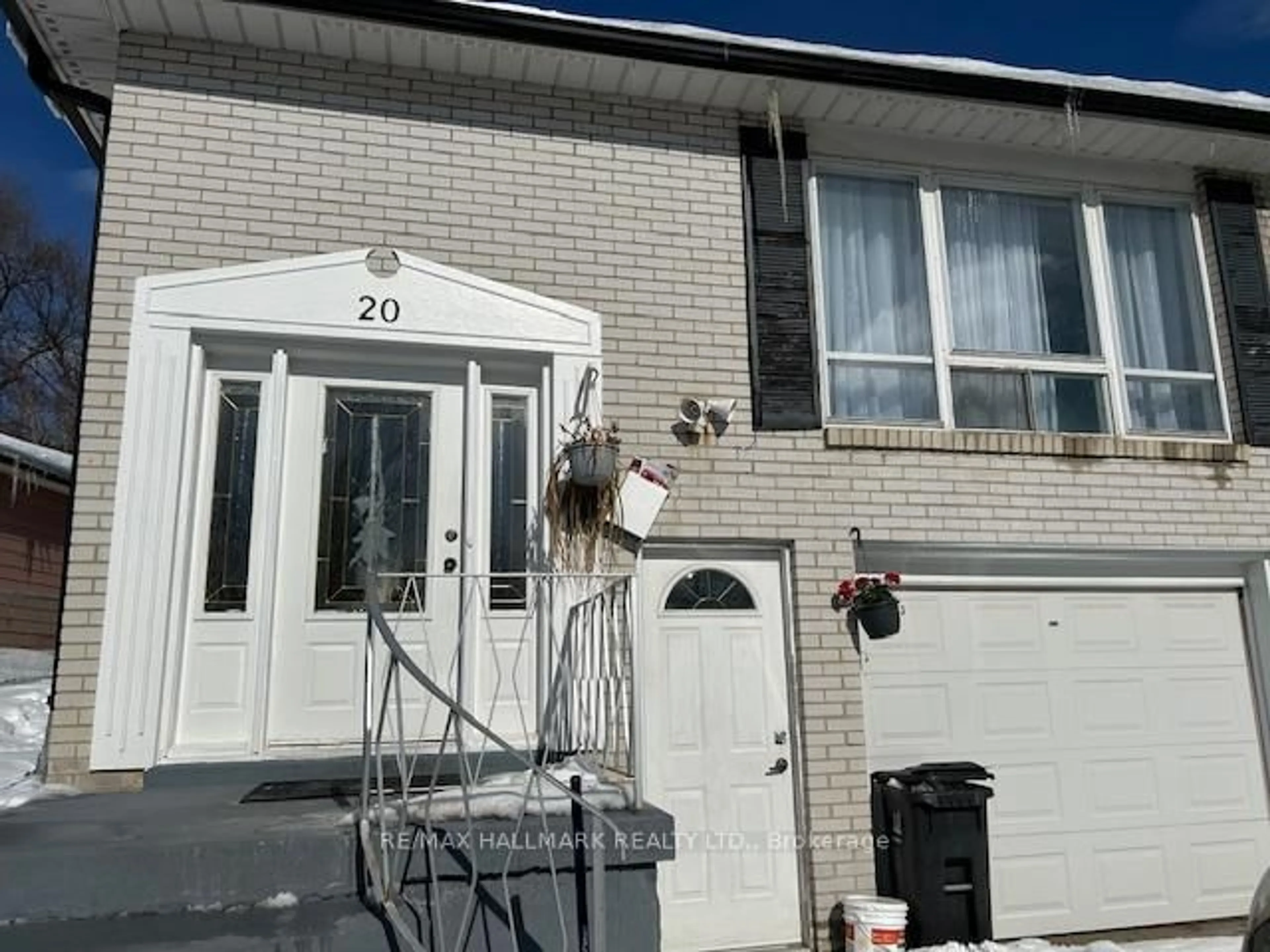 Home with brick exterior material, building for 20 Yucatan Rd, Toronto Ontario M2H 2K8