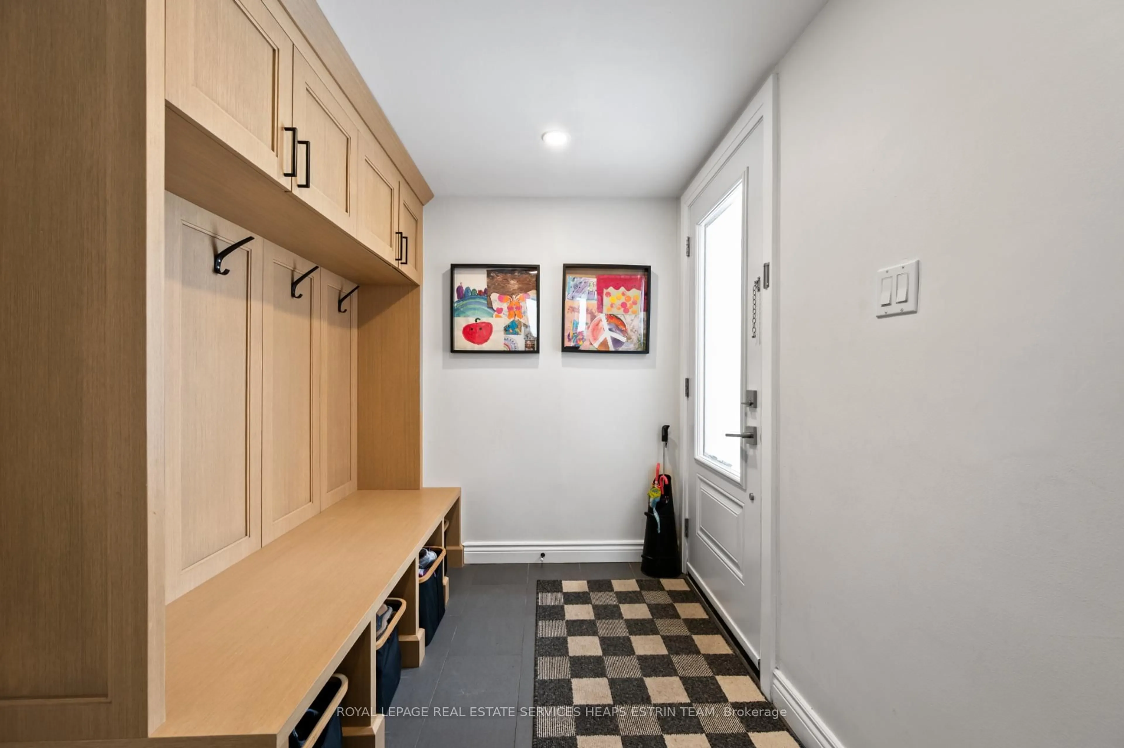 Indoor entryway for 130 Barber Greene Rd, Toronto Ontario M3C 2A5