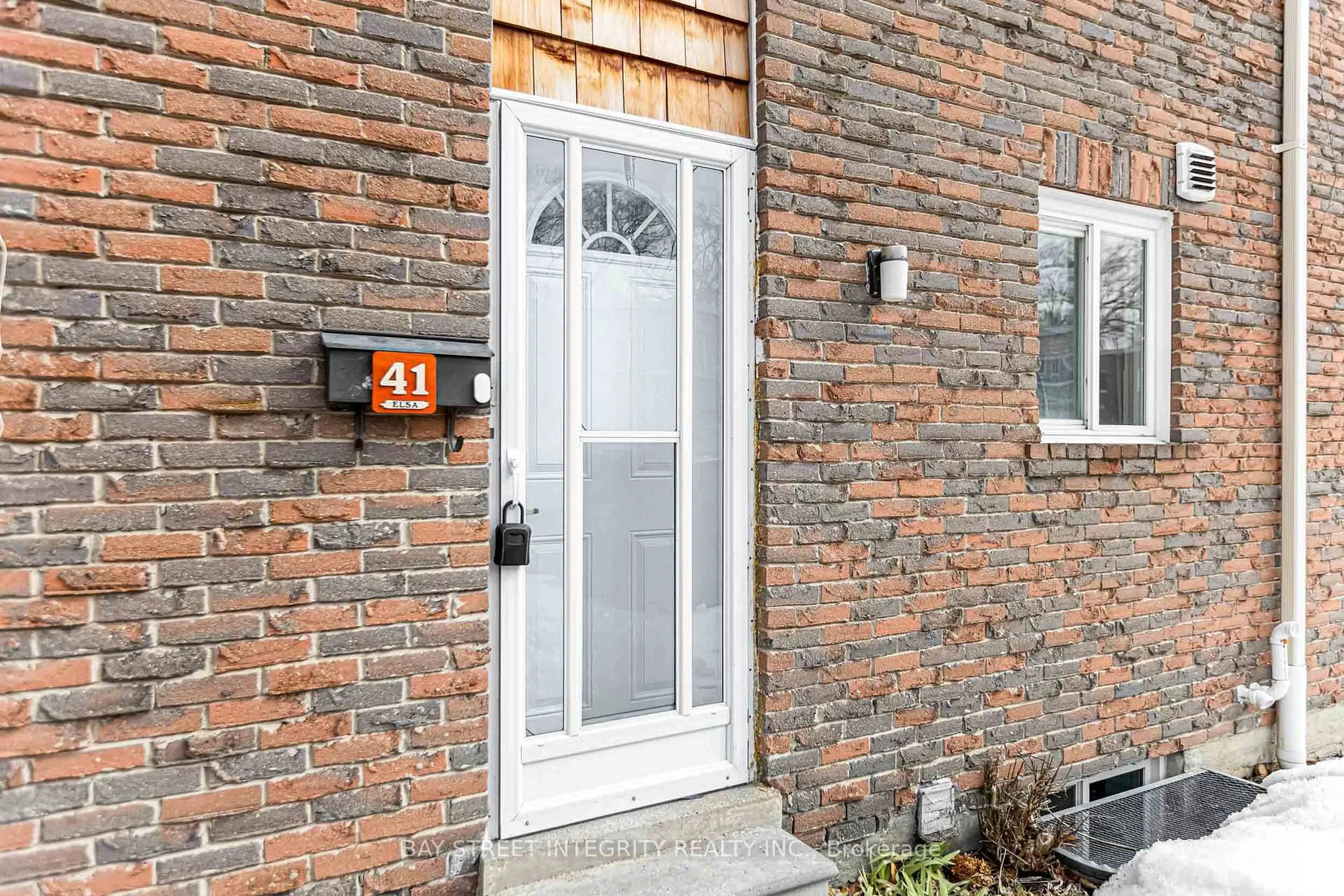 Unknown for 41 Elsa Vine Way, Toronto Ontario M2J 4H8