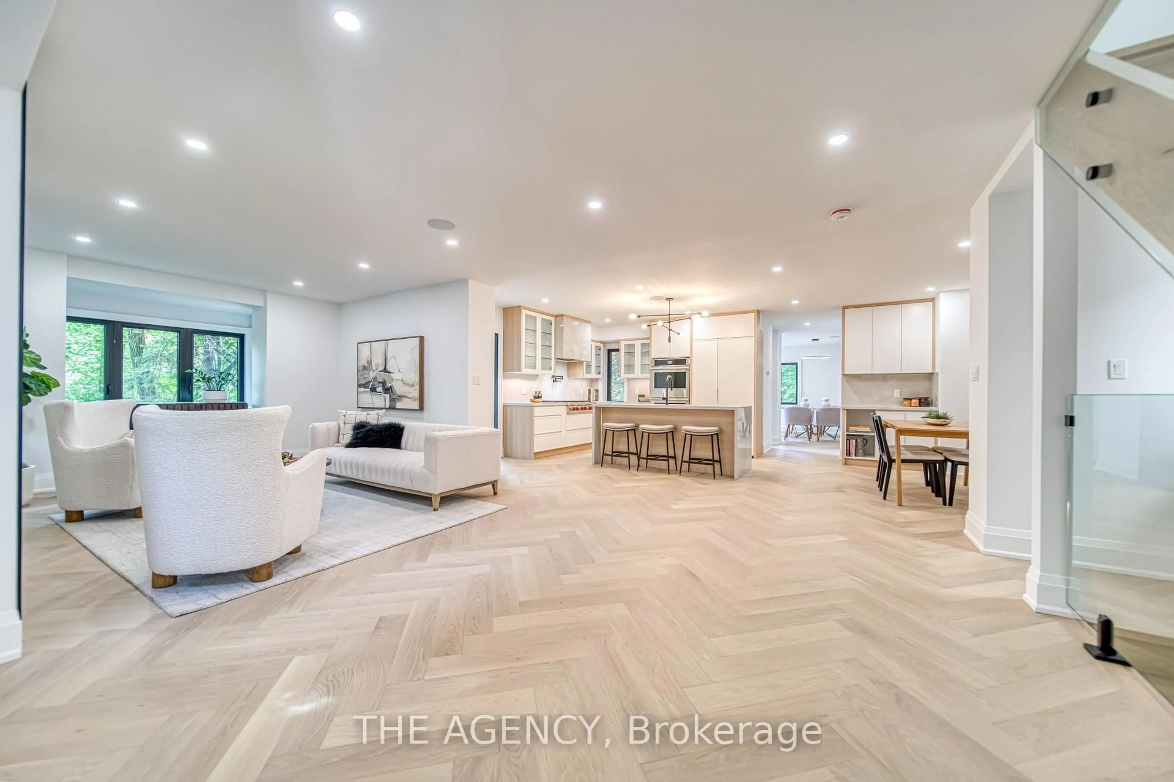 Open concept kitchen, ceramic/tile floor for 16 Duncannon Dr, Toronto Ontario M5P 2M1