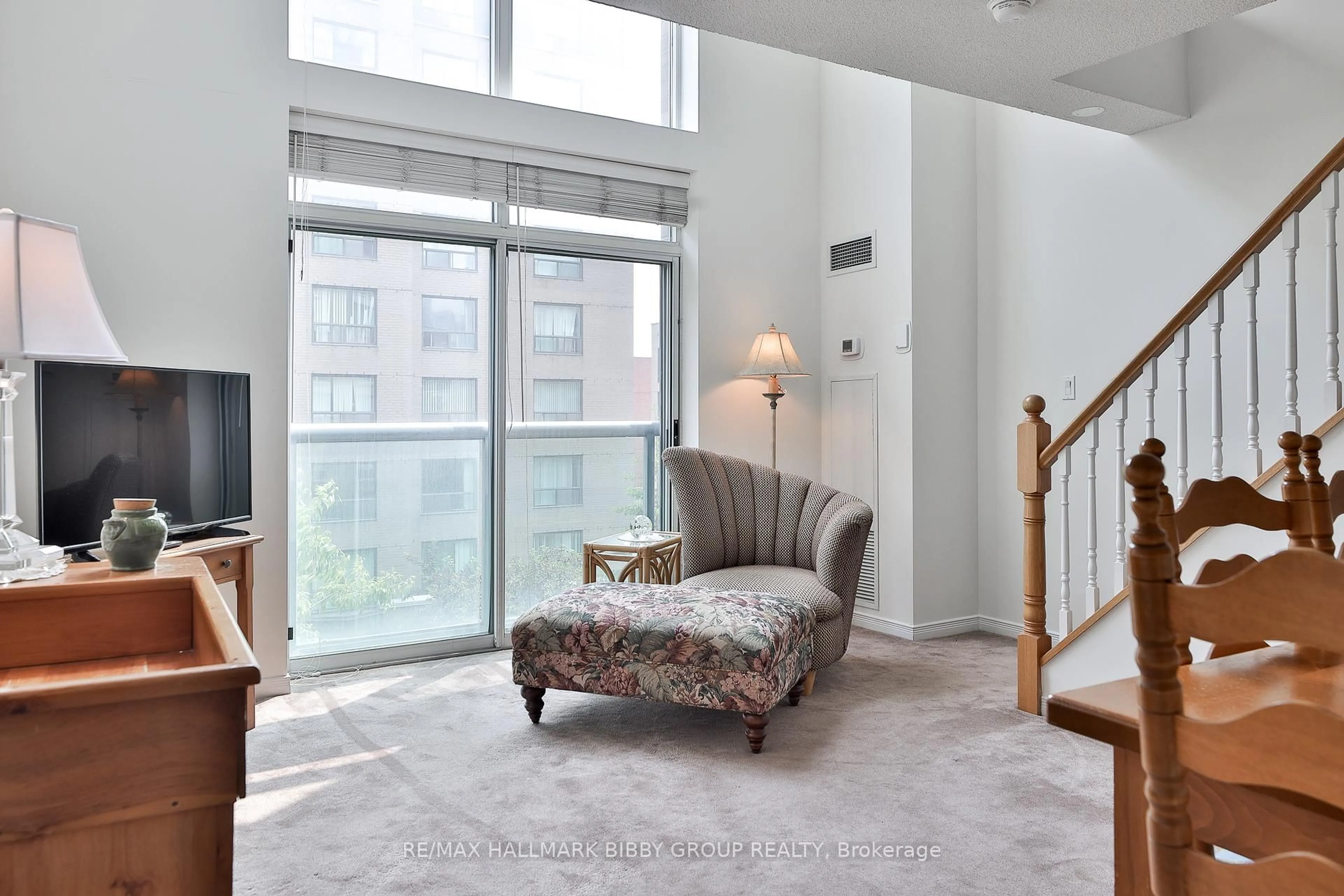 Living room with furniture, unknown for 109 Front St #528, Toronto Ontario M5A 4P7