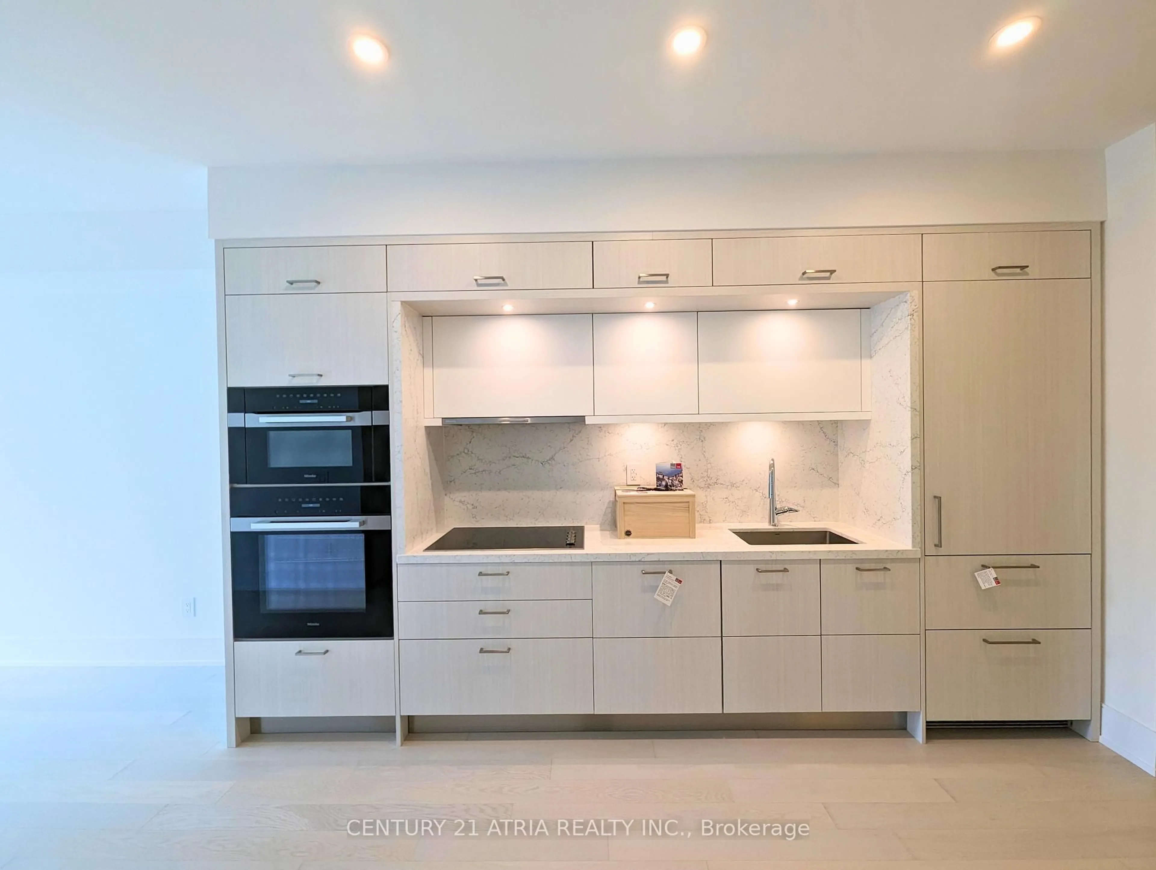 Unknown for 155 Merchants' Wharf #523, Toronto Ontario M5A 0Y4