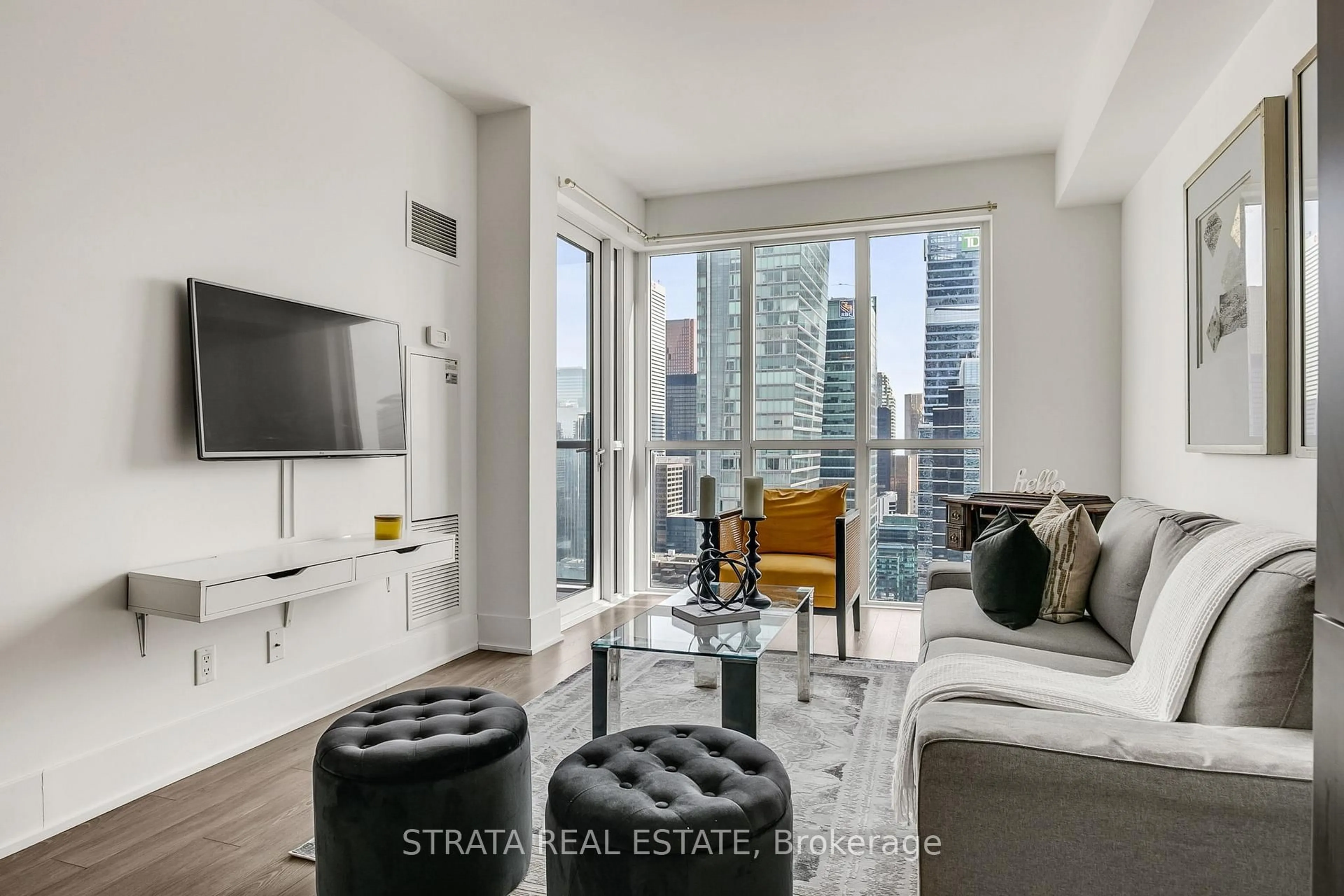 Living room with furniture, unknown for 300 Front St #4107, Toronto Ontario M5V 0E9