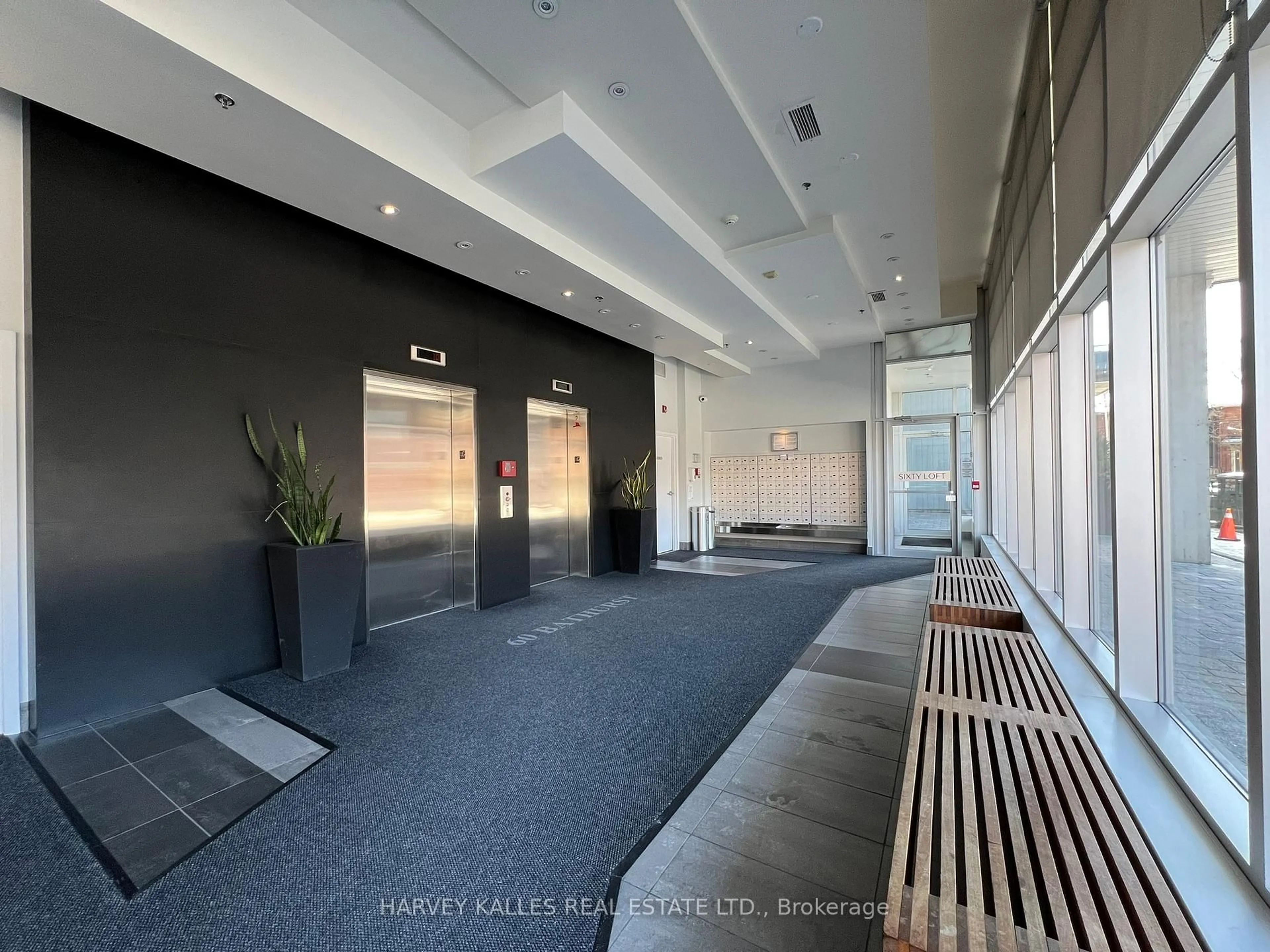 Indoor foyer for 60 Bathurst St #601, Toronto Ontario M5V 2P4