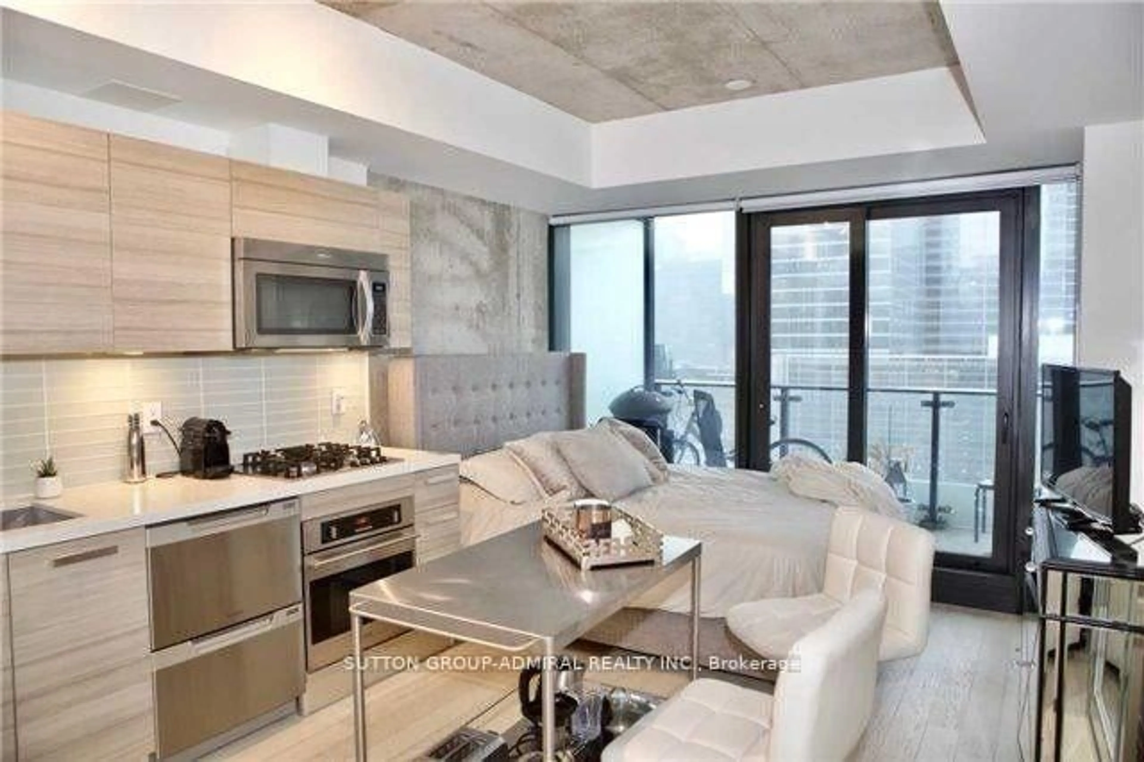 Open concept kitchen, unknown for 224 King St #1405, Toronto Ontario M5V 1H8