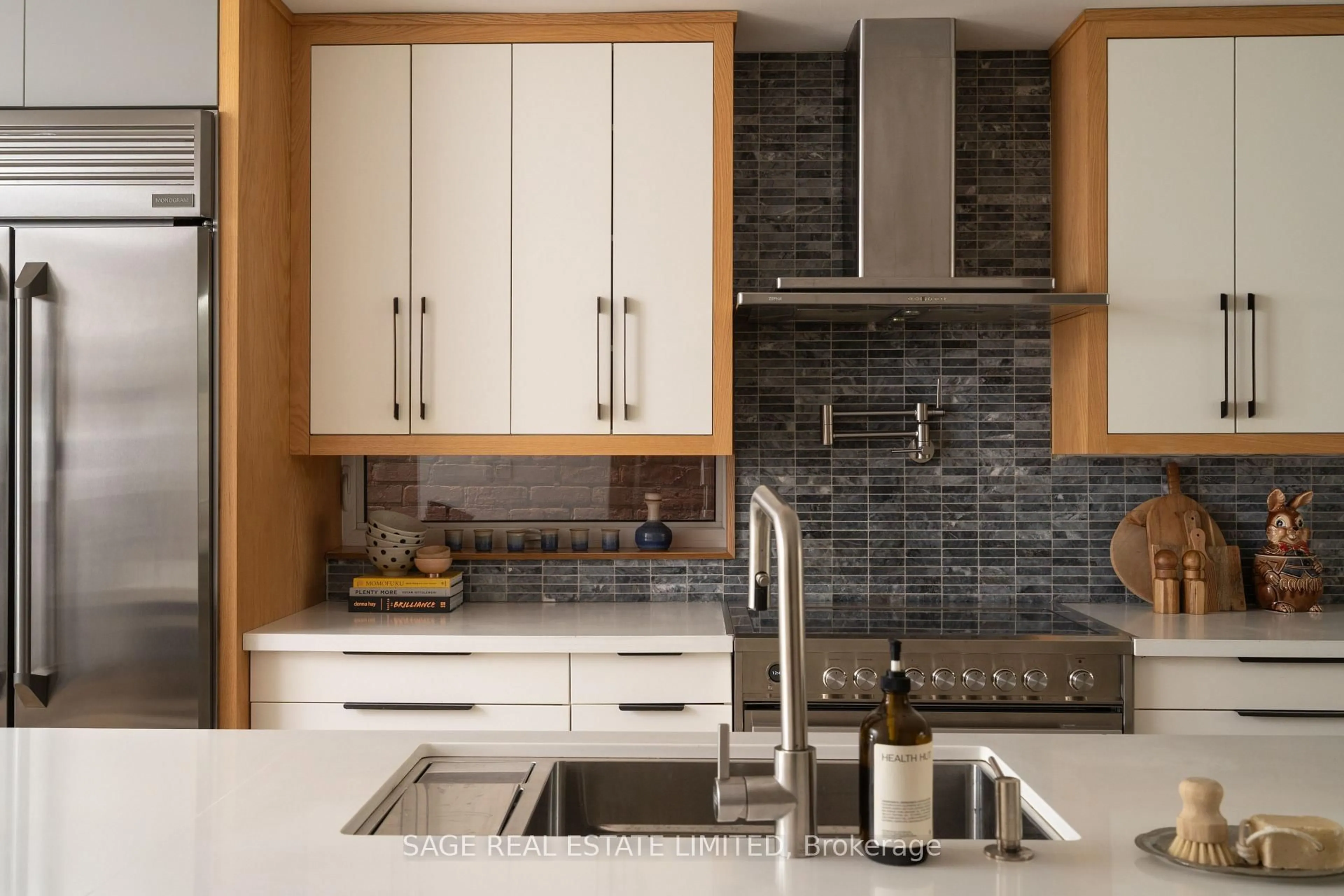 Contemporary kitchen, ceramic/tile floor for 128 Argyle St, Toronto Ontario M6J 1N9