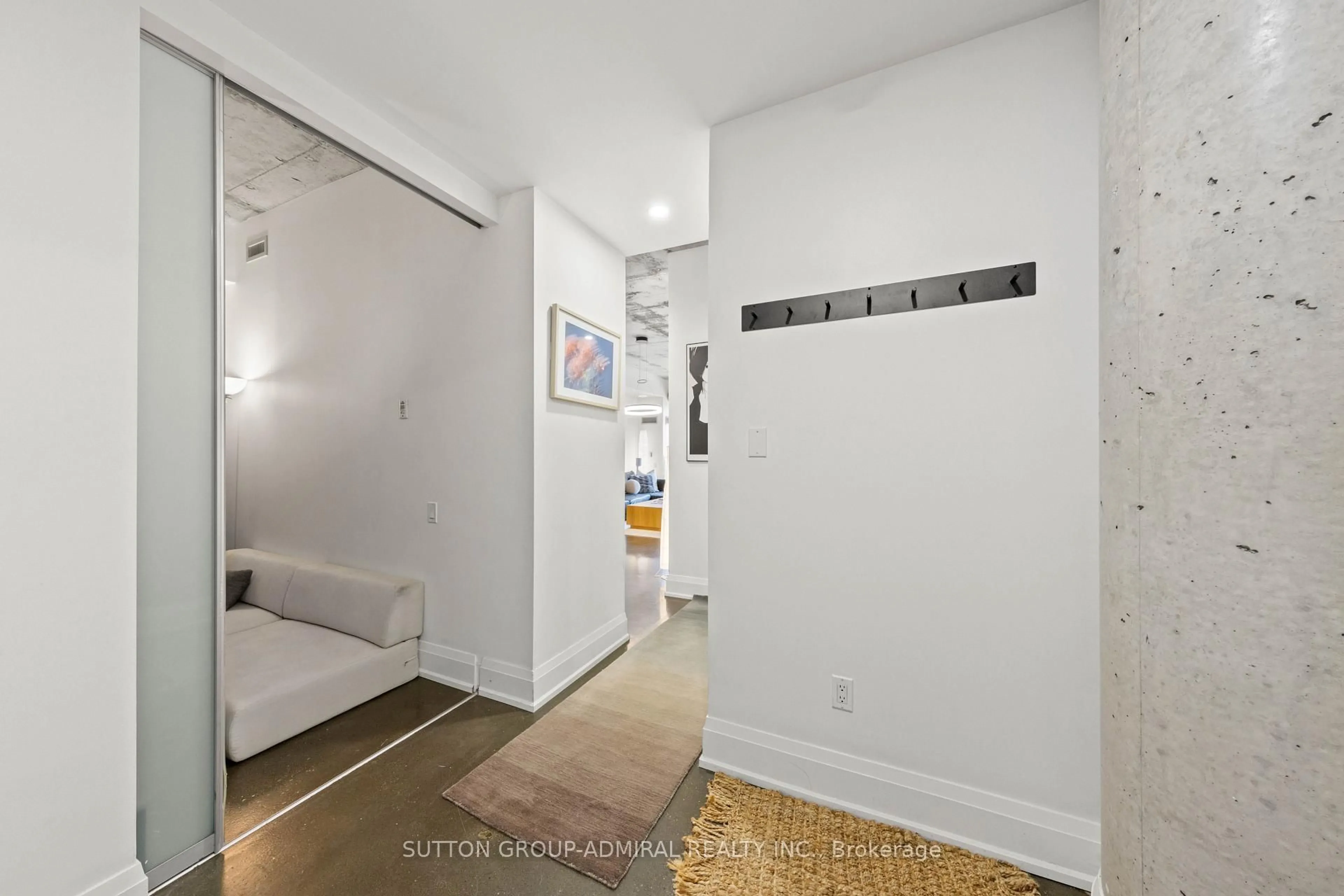 Indoor entryway for 20 Stewart St #206, Toronto Ontario M5V 1H6