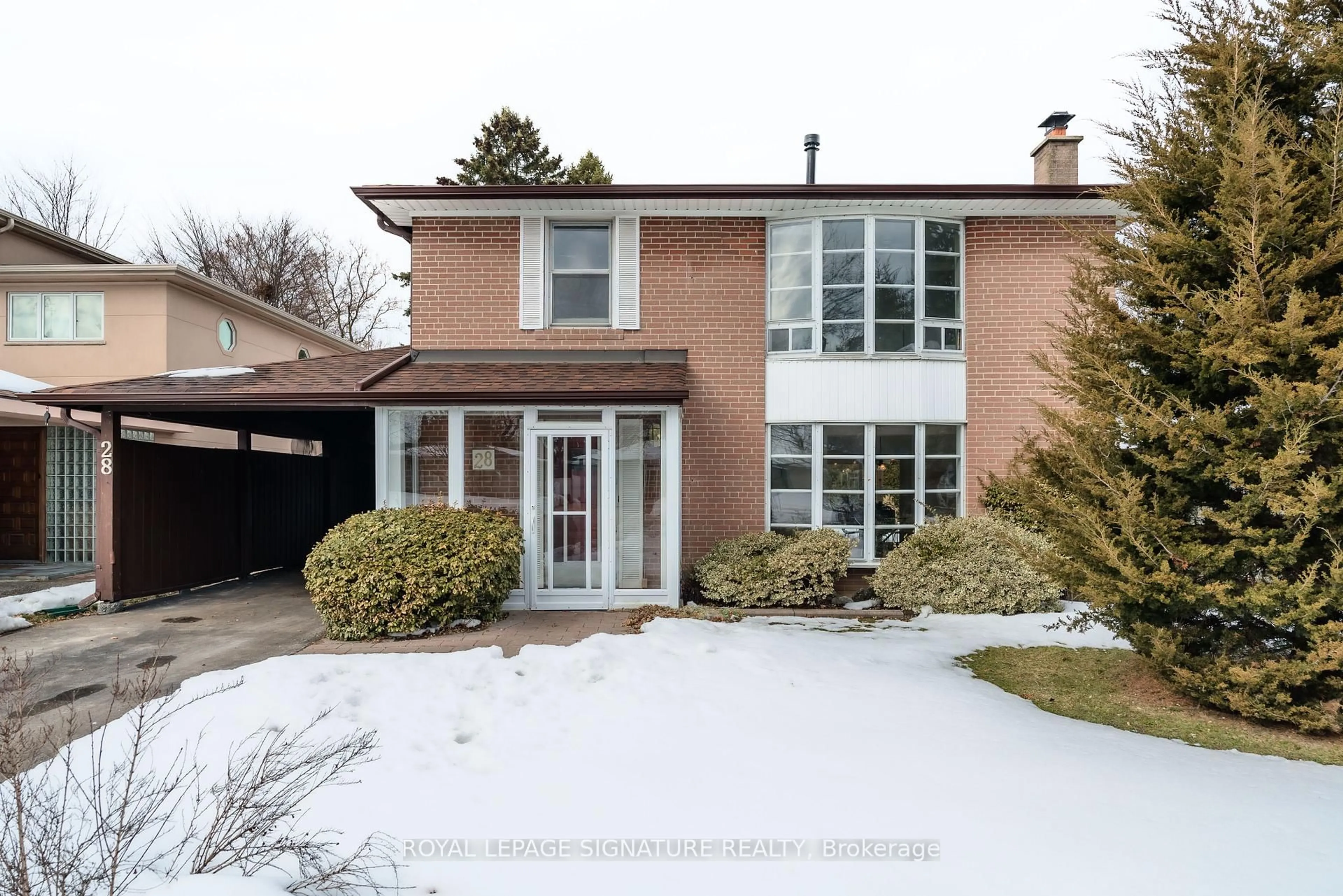 Home with brick exterior material, street for 28 Grove Park Cres, Toronto Ontario M2J 2C8