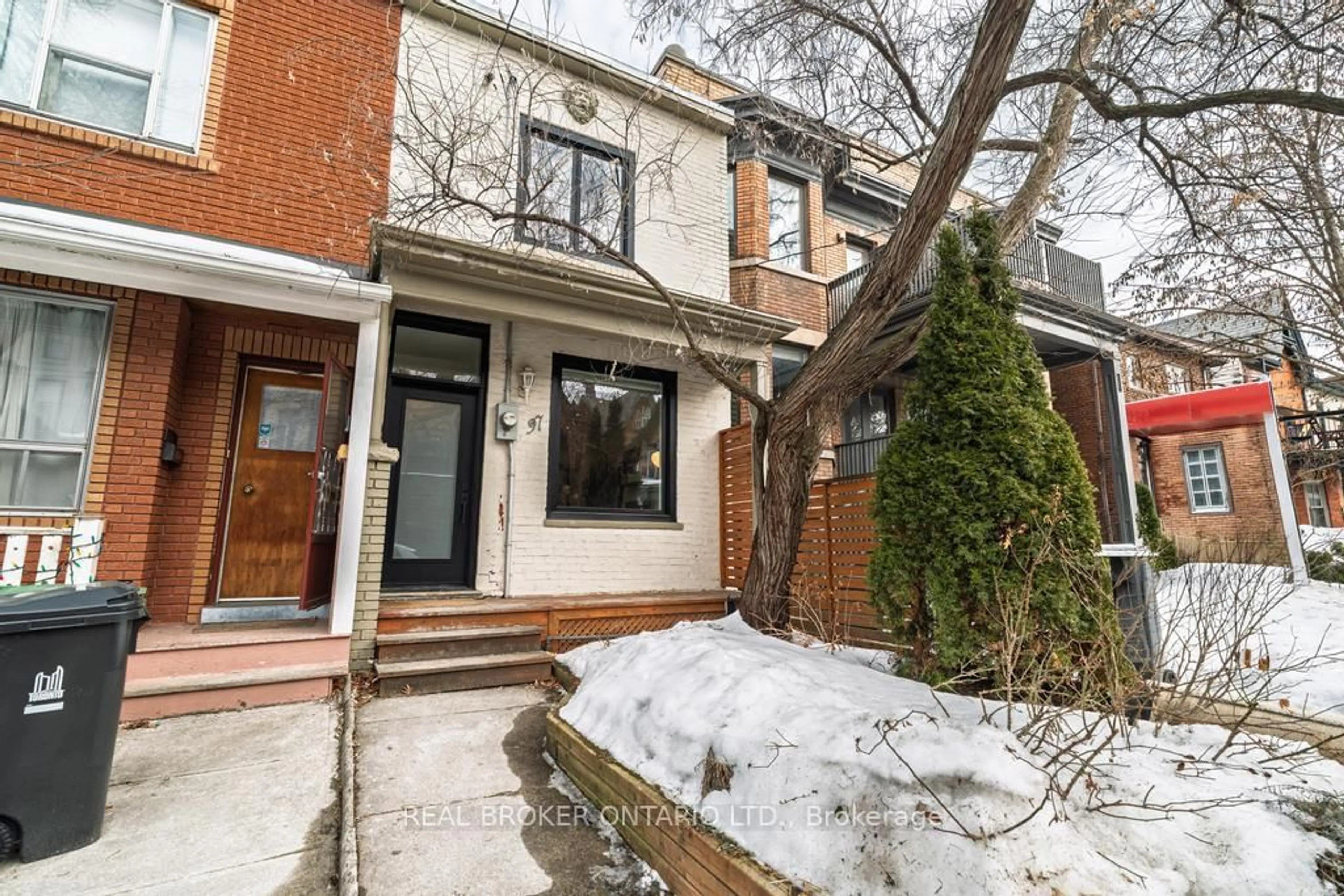 Home with brick exterior material, street for 97 Major St, Toronto Ontario M5S 2K9