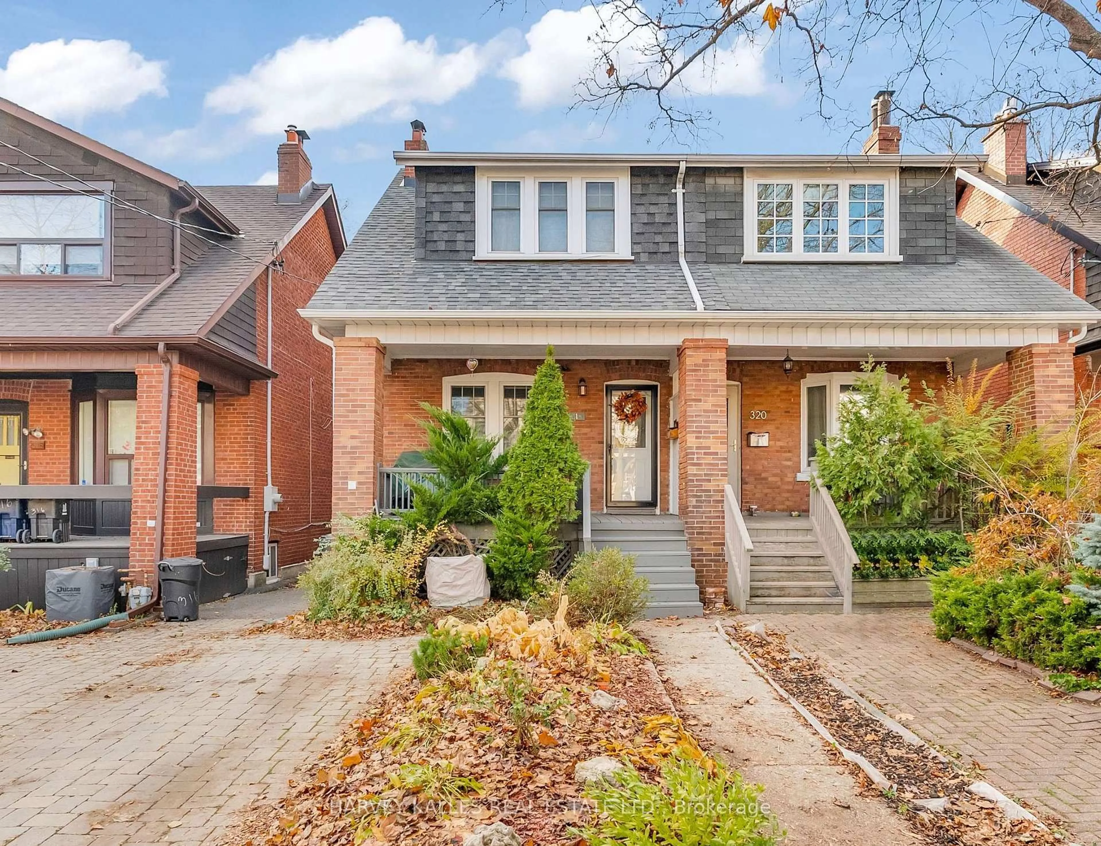 Home with brick exterior material, street for 318 Forman Ave, Toronto Ontario M4S 2S7