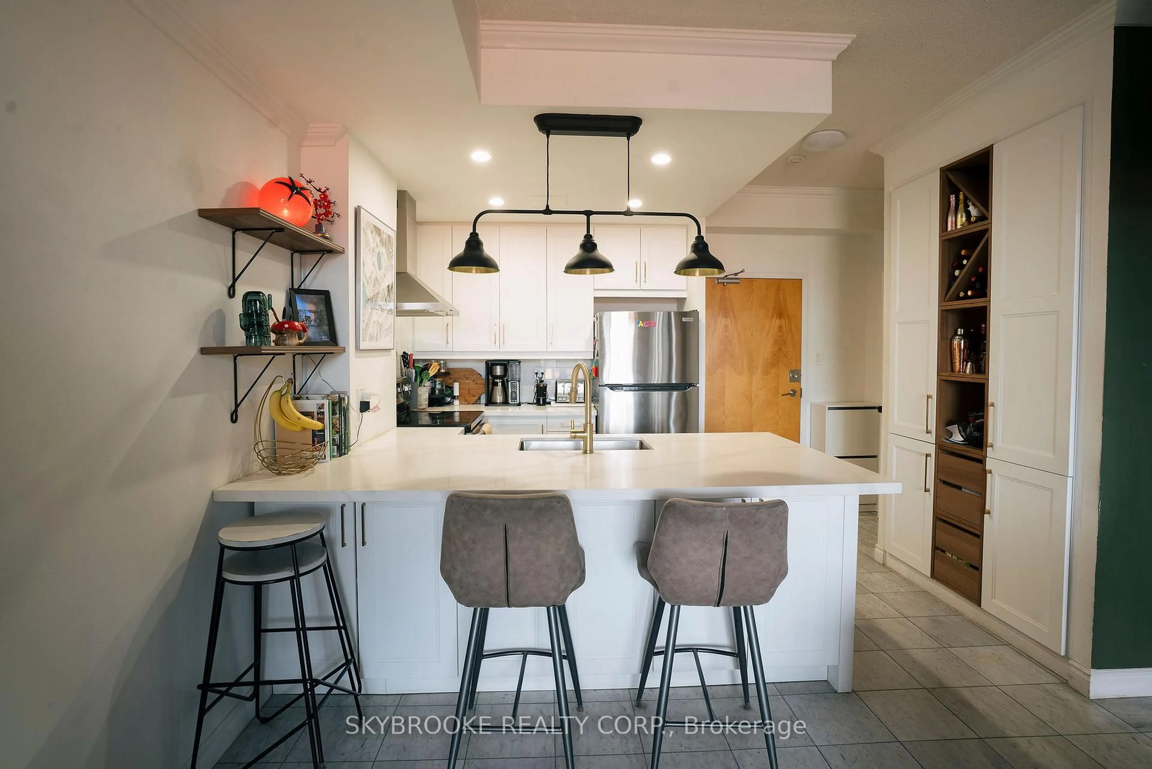 Open concept kitchen, unknown for 39 Parliament St #907, Toronto Ontario M5A 4R2