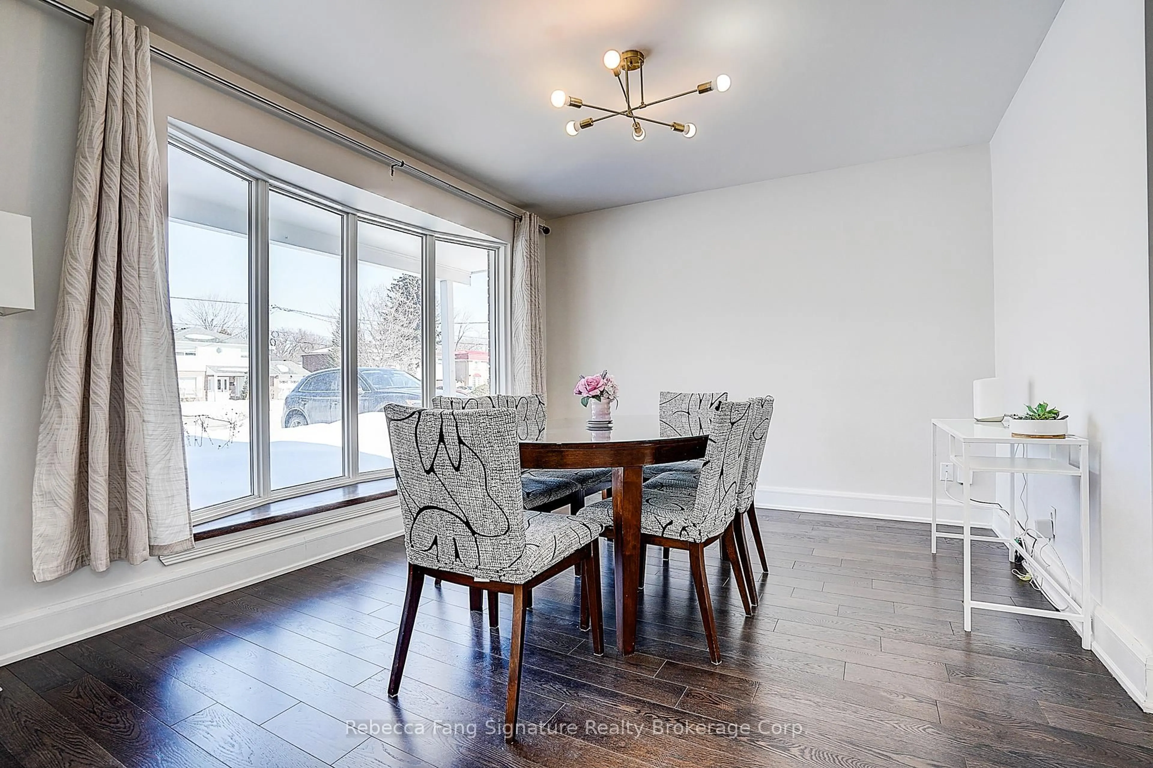 Dining room, wood/laminate floor for 80 Kingslake Rd, Toronto Ontario M2J 3E5