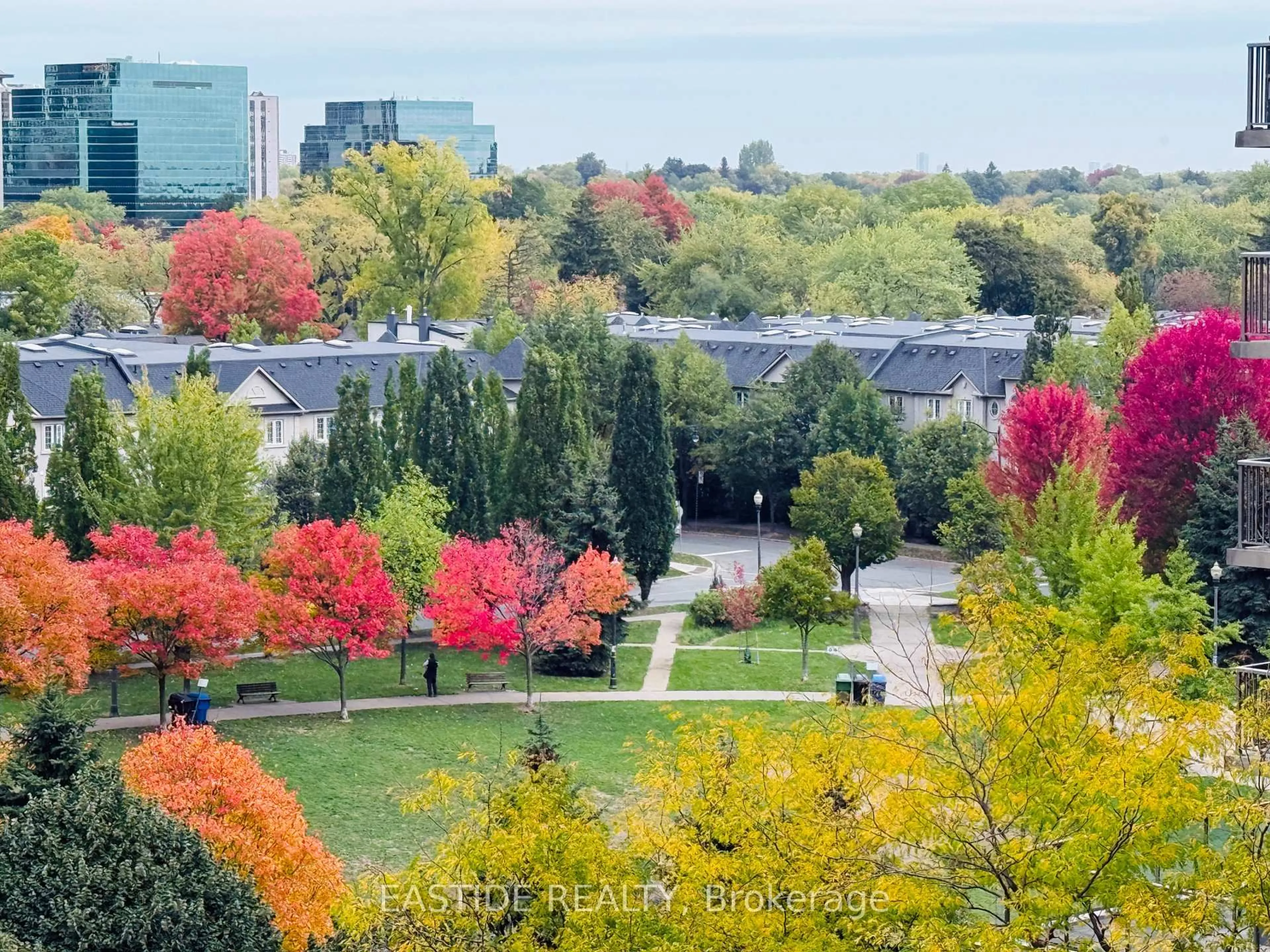 A pic from outside/outdoor area/front of a property/back of a property/a pic from drone, city buildings view from balcony for 30 Harrison Garden Blvd #810, Toronto Ontario M2N 7A9