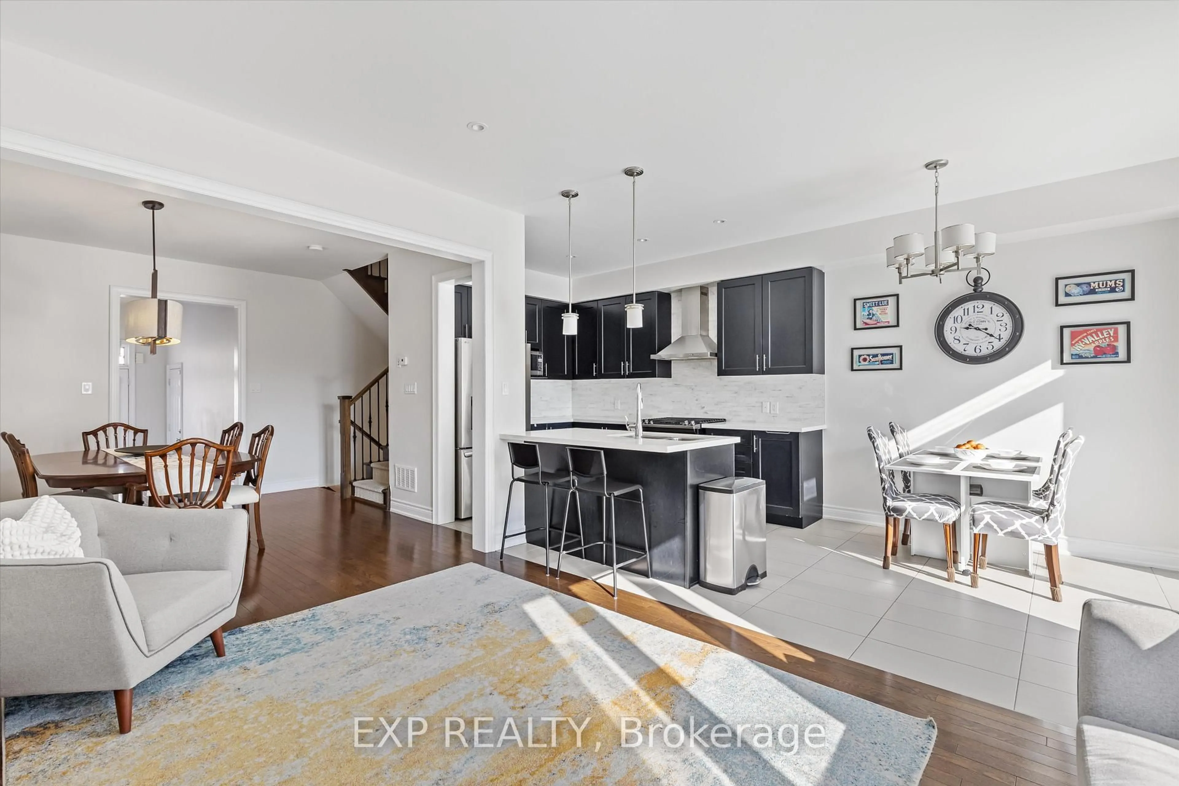 Open concept kitchen, unknown for 7 Goldthread Terr, Toronto Ontario M3H 4N2