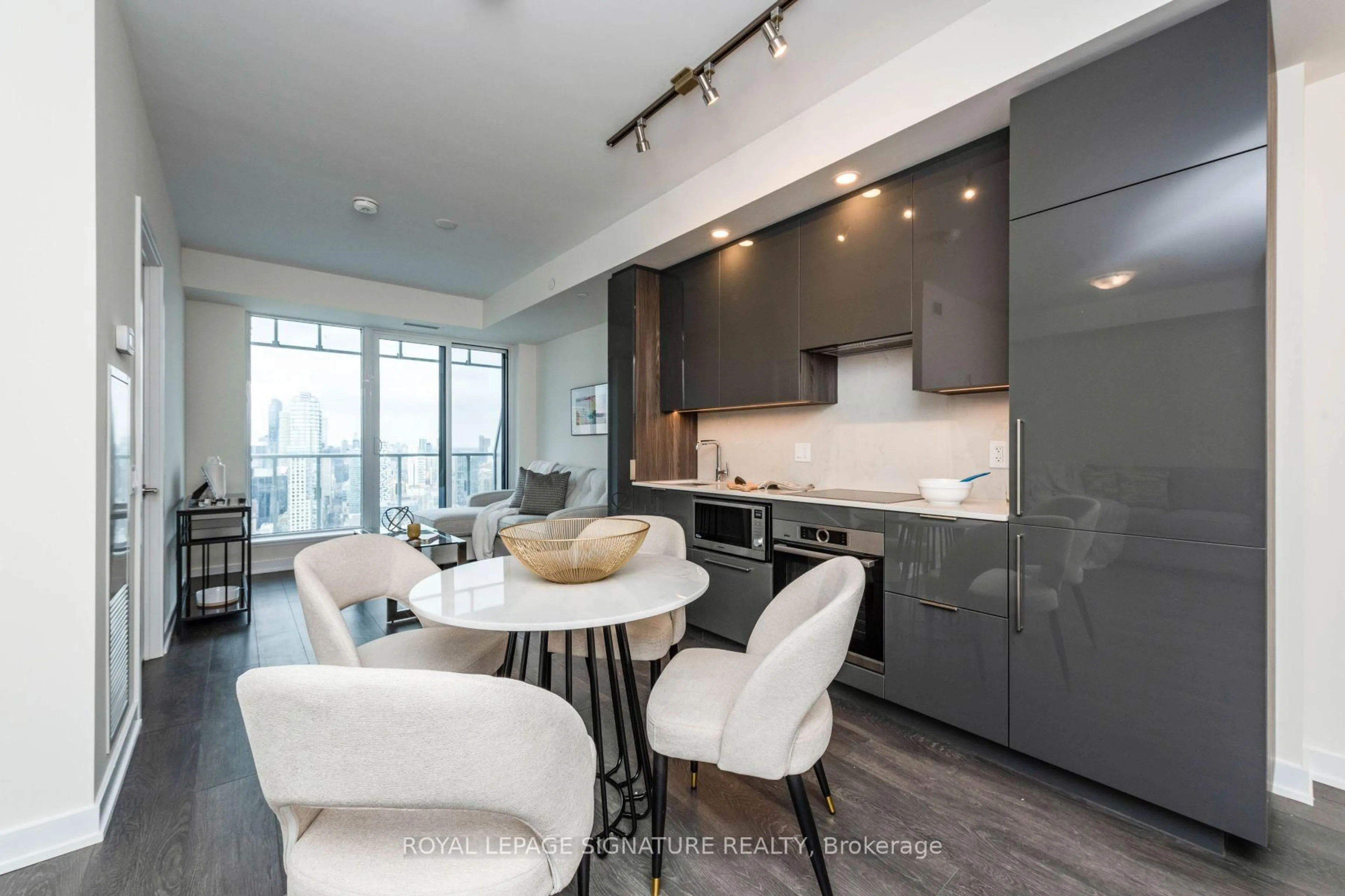 Contemporary kitchen, unknown for 28 Freeland St #5006, Toronto Ontario M5E 0E3