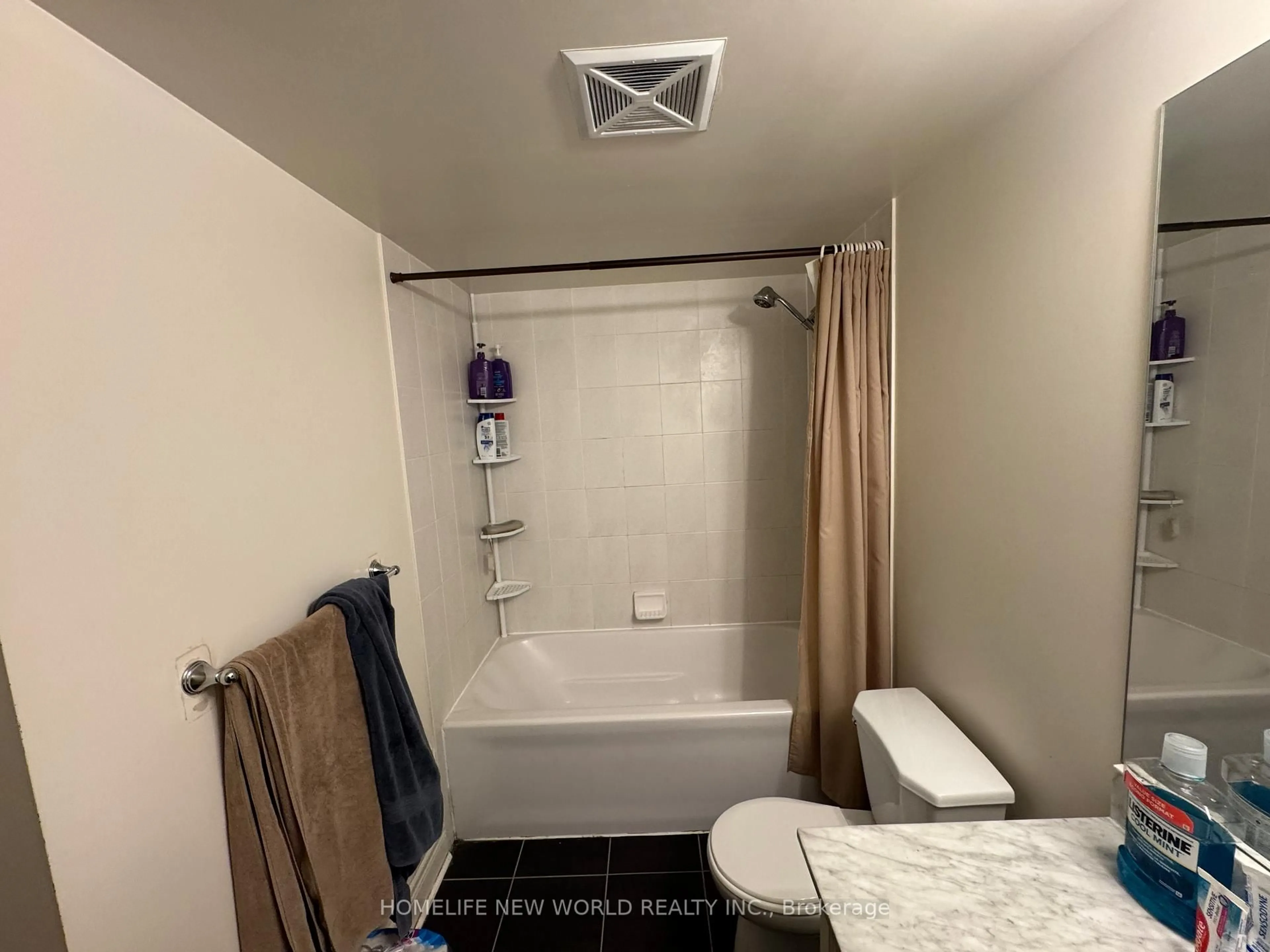 Standard bathroom, unknown for 701 Sheppard Ave #309, Toronto Ontario M3H 0B2