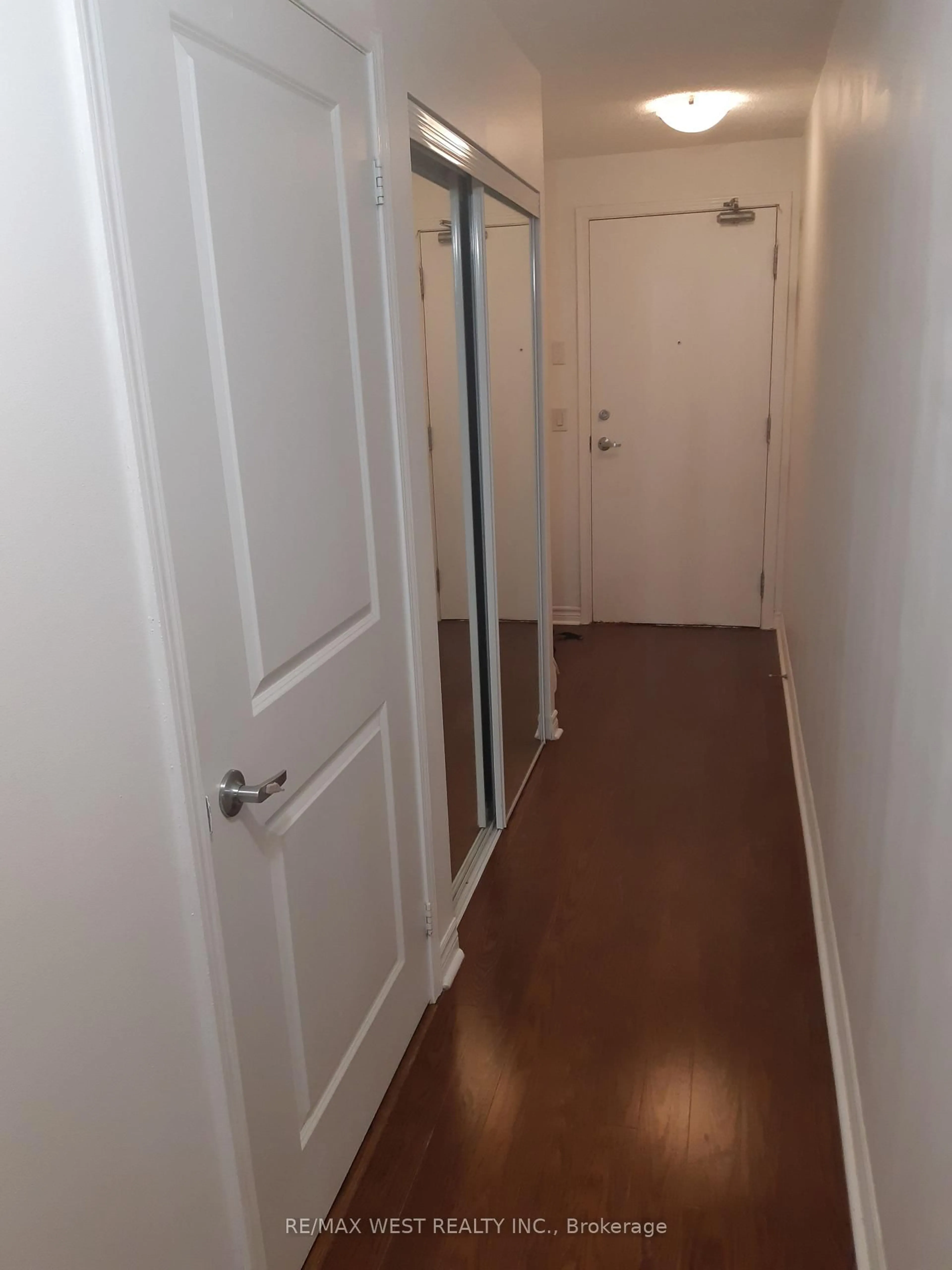 A pic of a room for 27 Rean Dr #522, Toronto Ontario M2K 0A6
