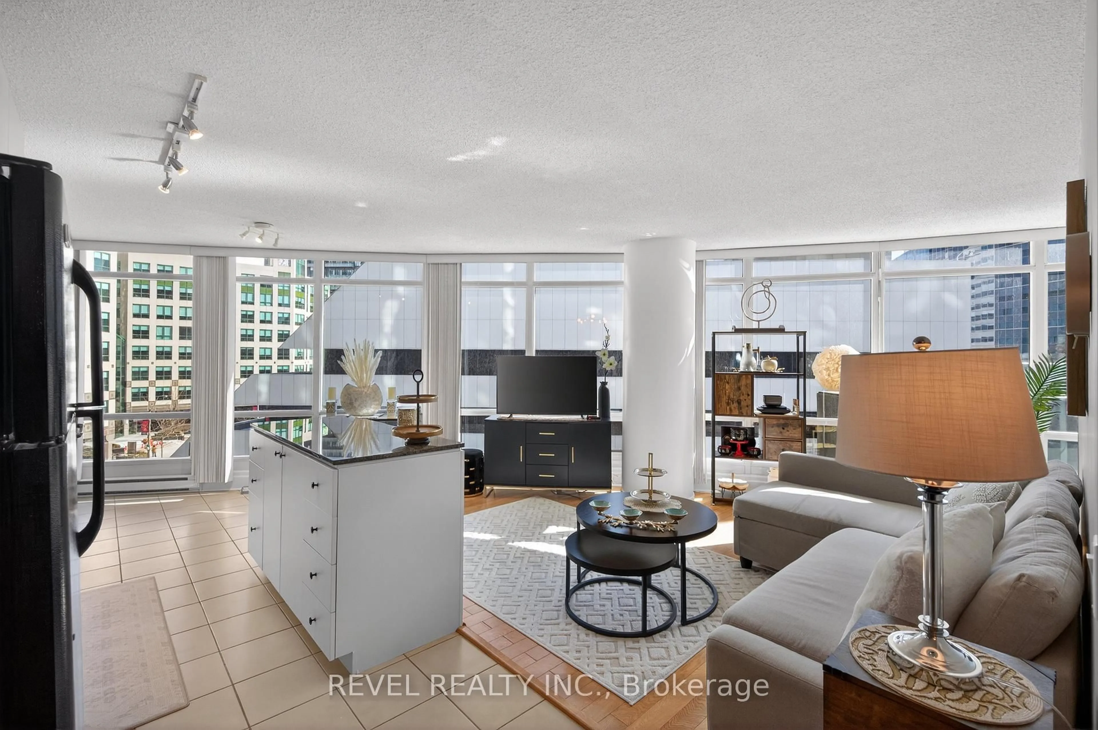 Open concept kitchen, ceramic/tile floor for 361 Front St #603, Toronto Ontario M5V 3R5