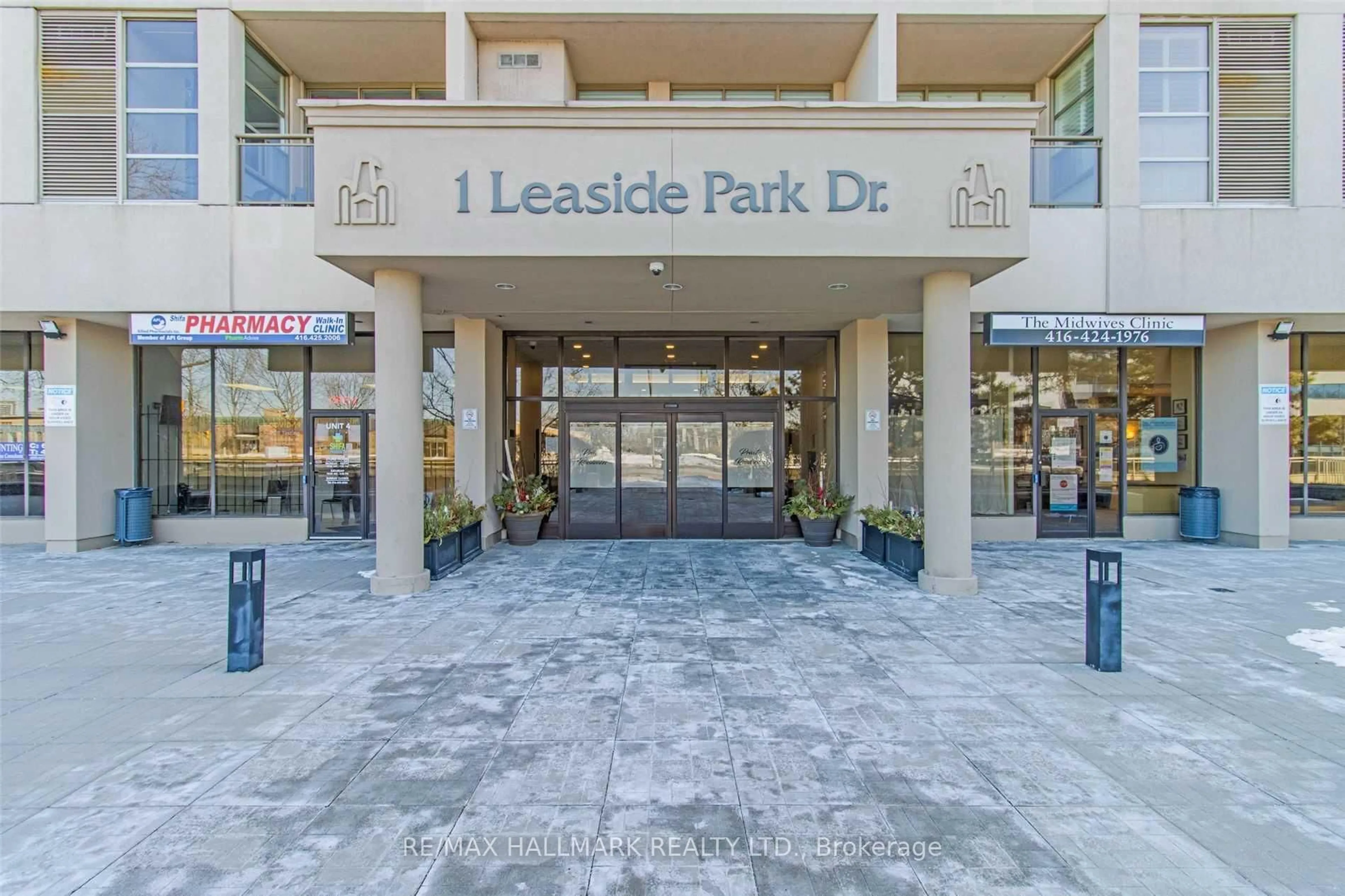 Lobby for 1 Leaside Park Dr, Toronto Ontario M4H 1R1