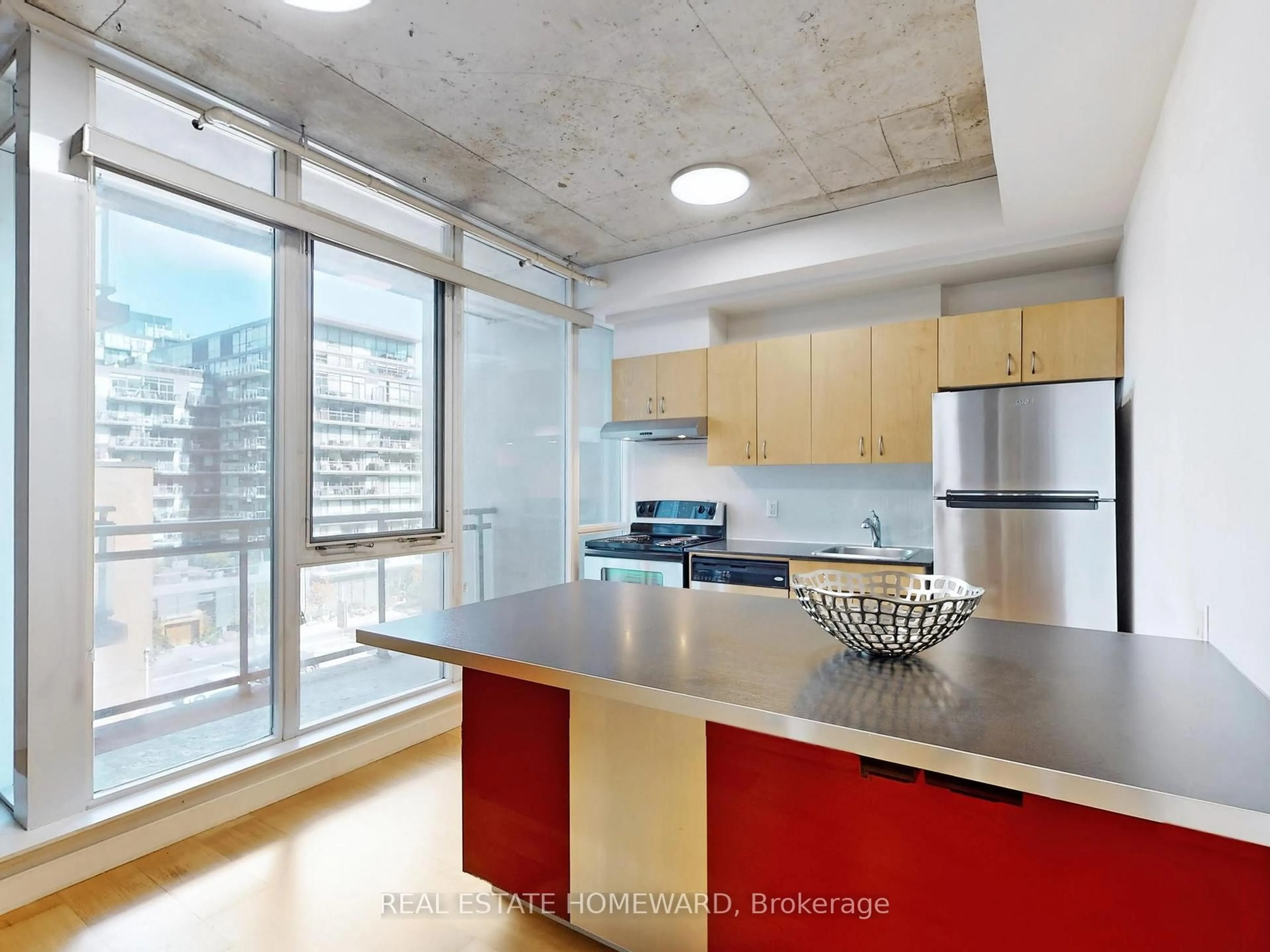 Open concept kitchen, cement floor for 38 Niagara St #601, Toronto Ontario M5V 3X1