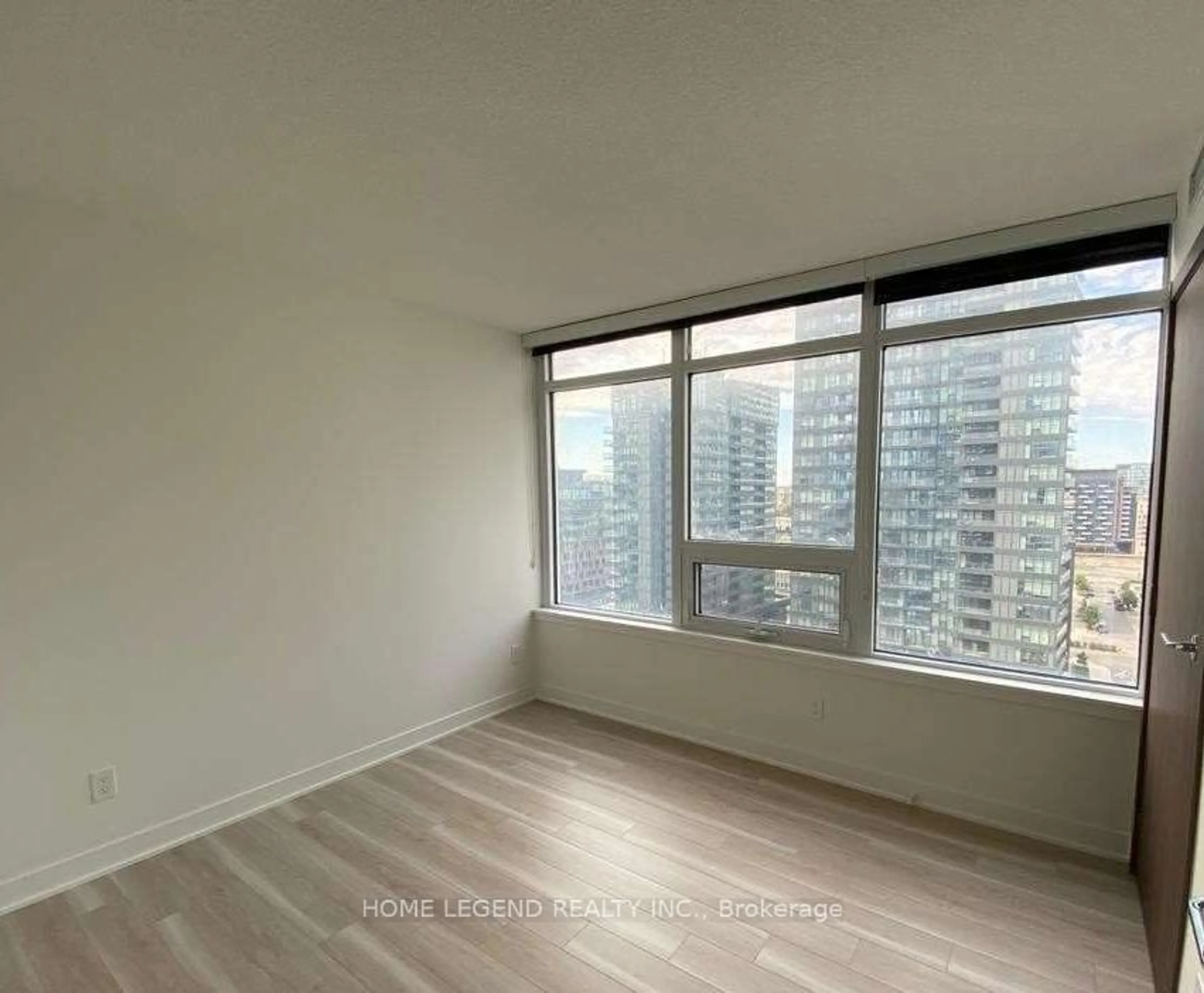 A pic of a room for 17 Bathurst St #710, Toronto Ontario M5V 0N1