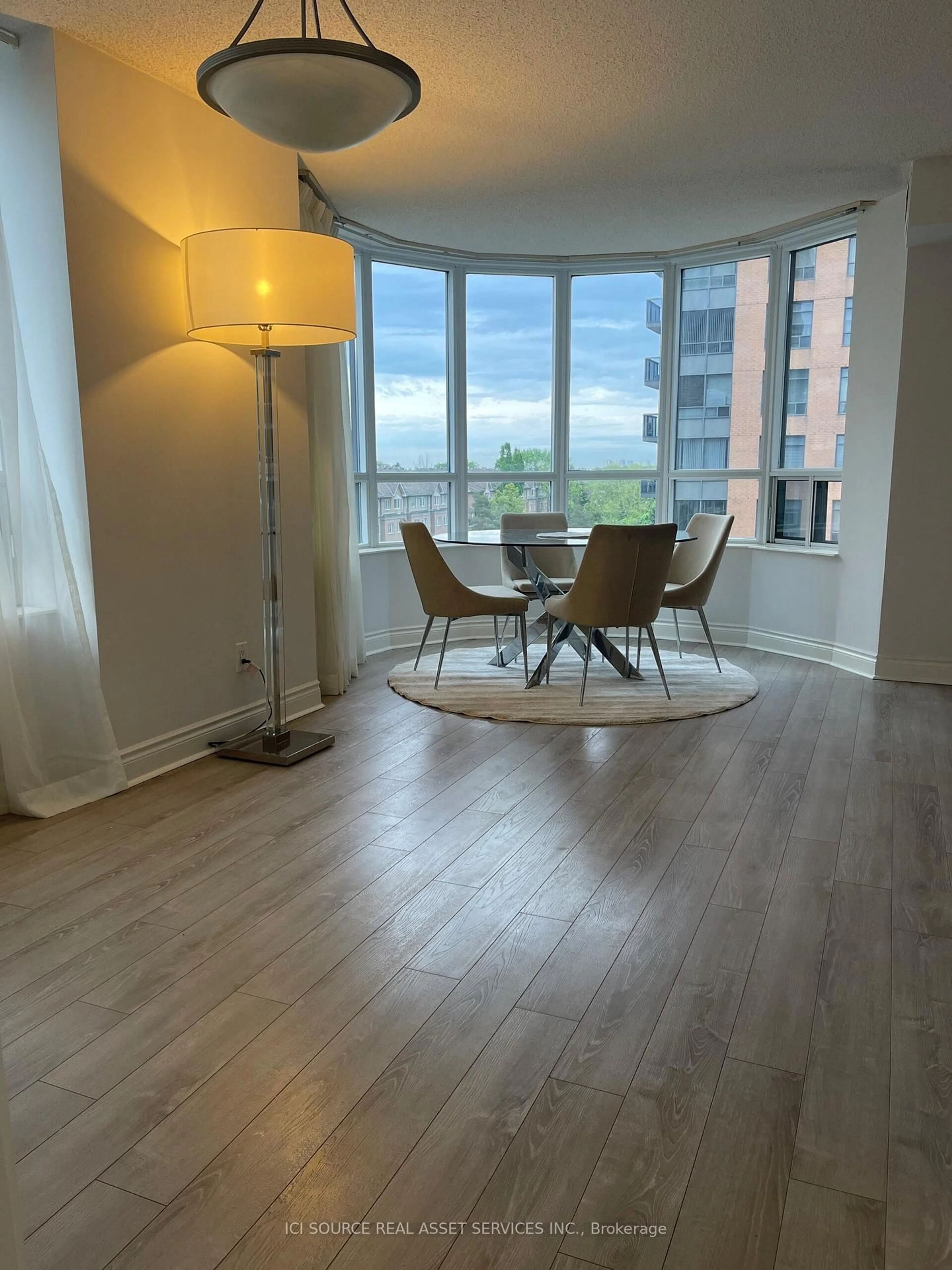 A pic of a room for 15 Northtown Way #519, Toronto Ontario M2N 7A2