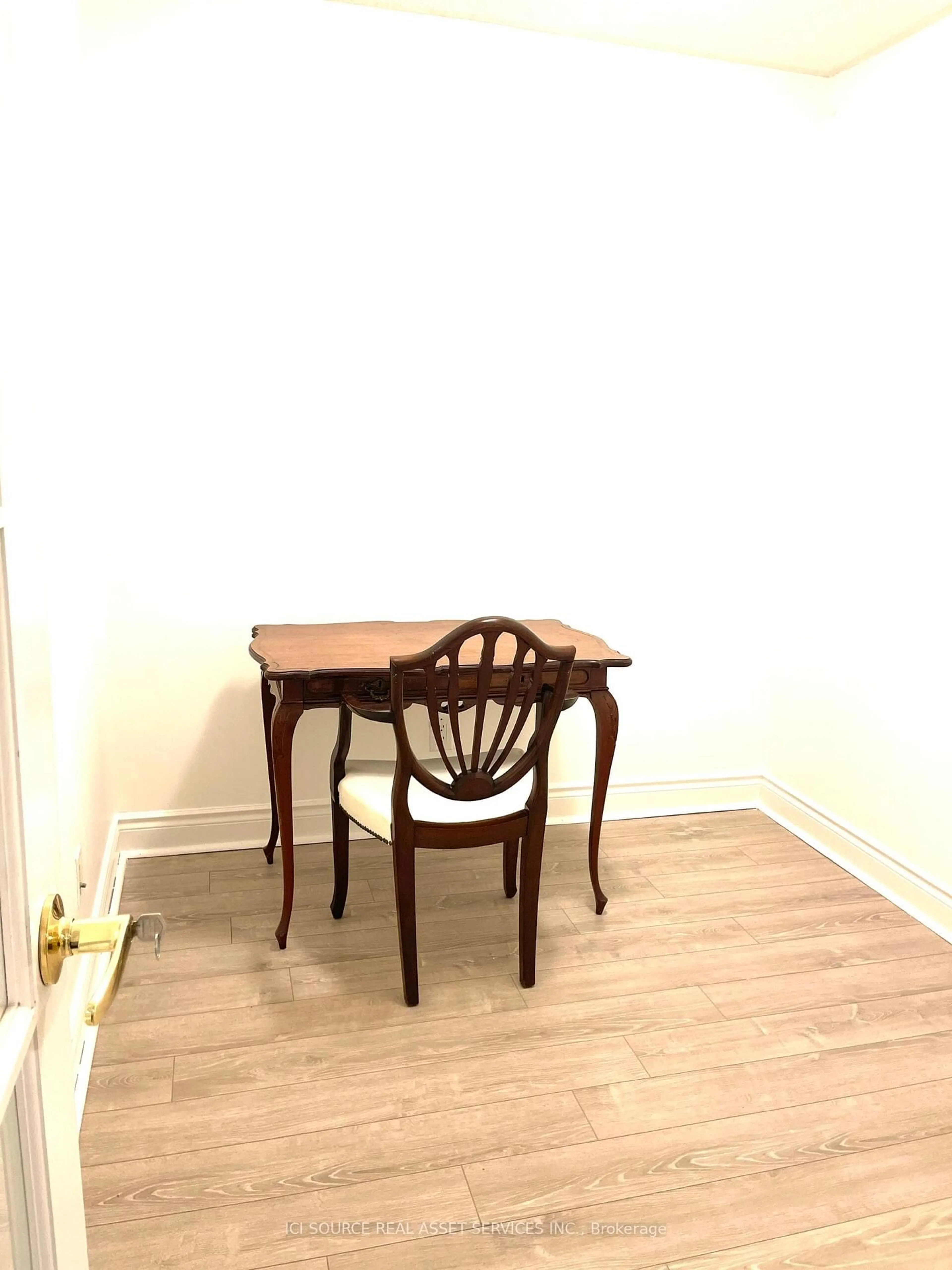 A pic of a room for 15 Northtown Way #519, Toronto Ontario M2N 7A2