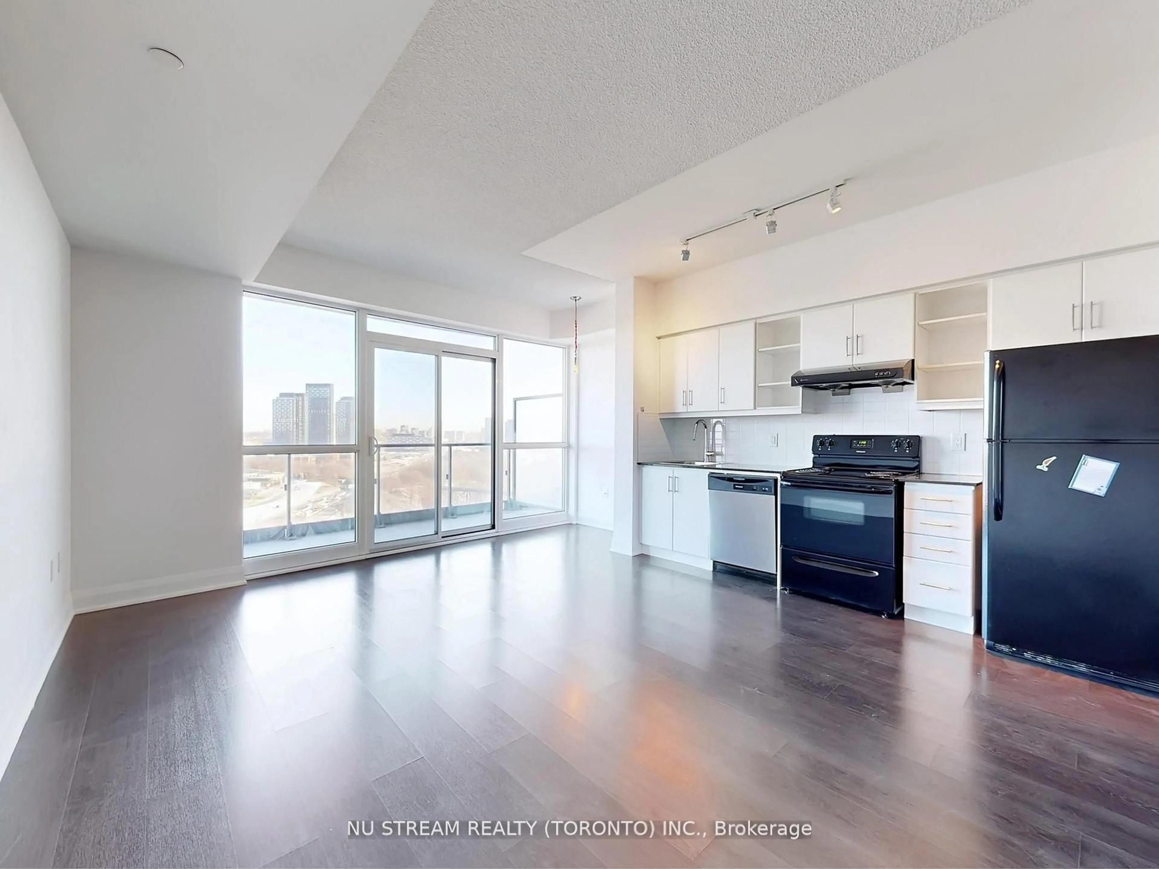 Open concept kitchen, unknown for 160 Vanderhoof Ave #1718, Toronto Ontario M4G 0B7