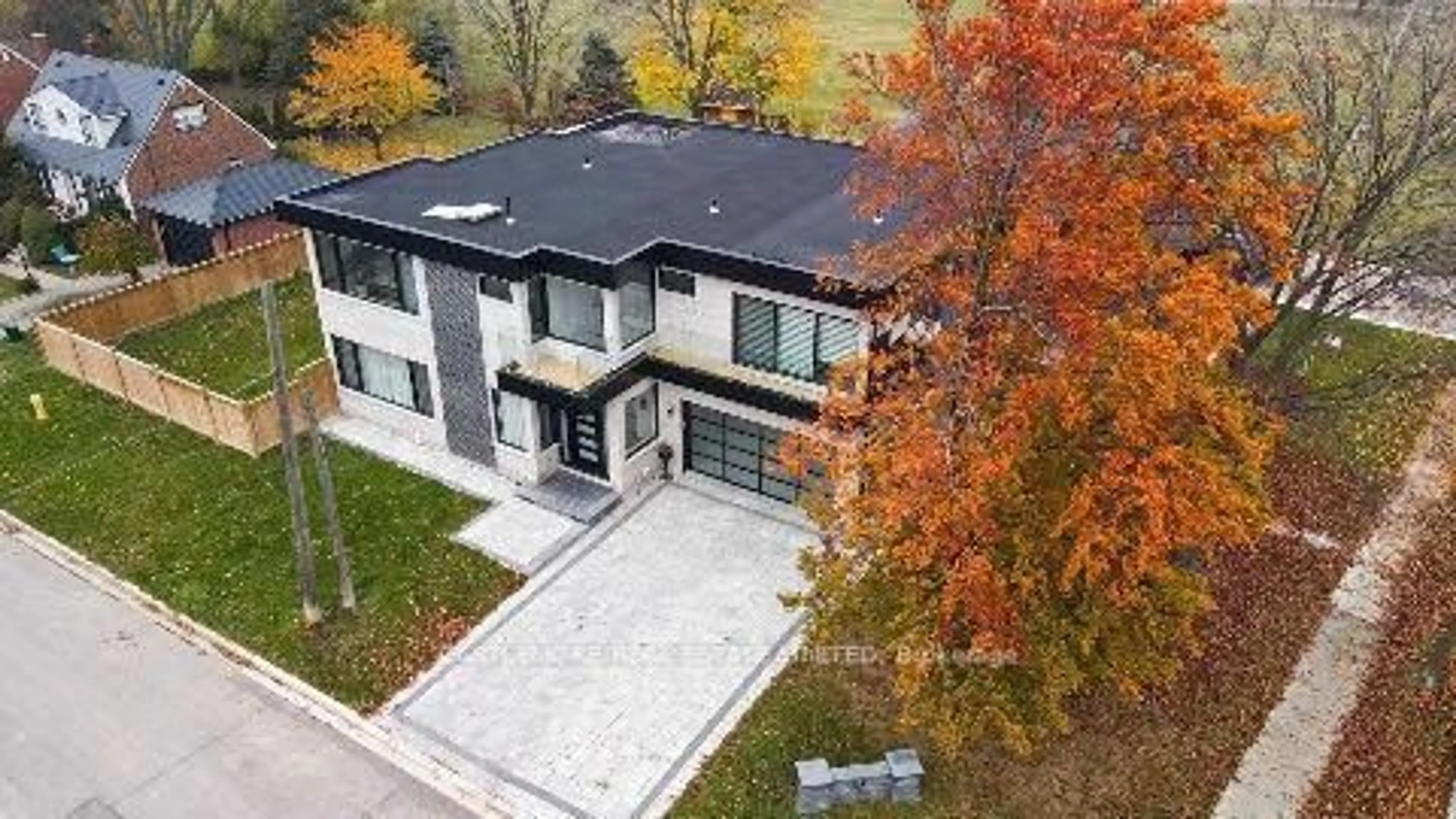 Home with brick exterior material, street for 52 Grantbrook St, Toronto Ontario M2R 2E9