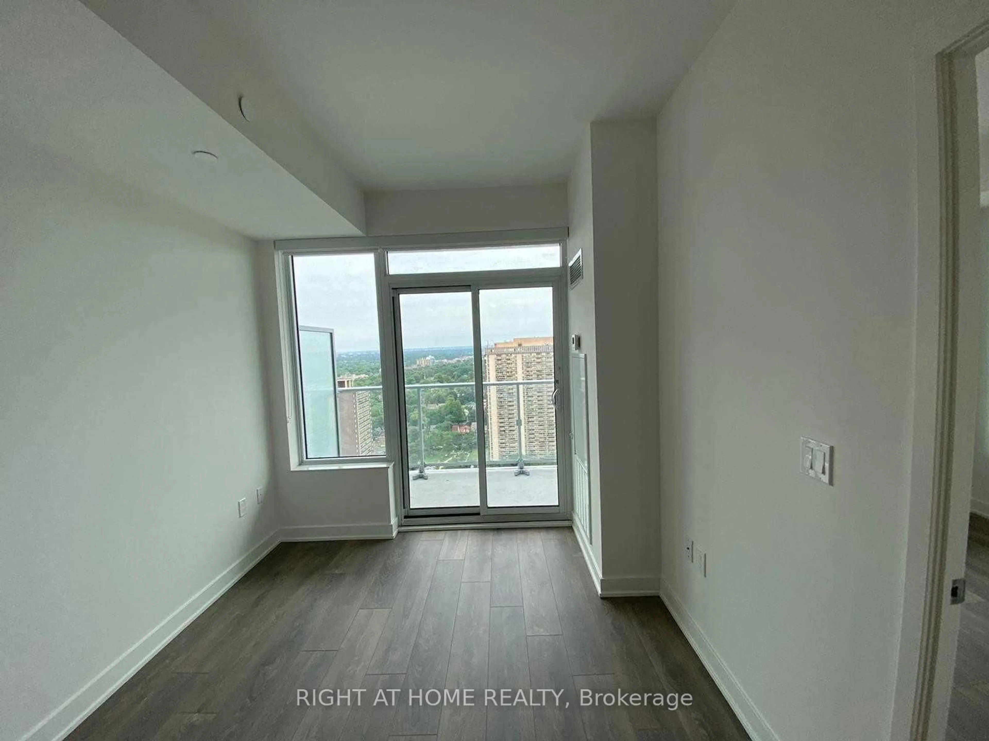 A pic of a room for 99 Broadway Ave #2912, Toronto Ontario M4P 0E3