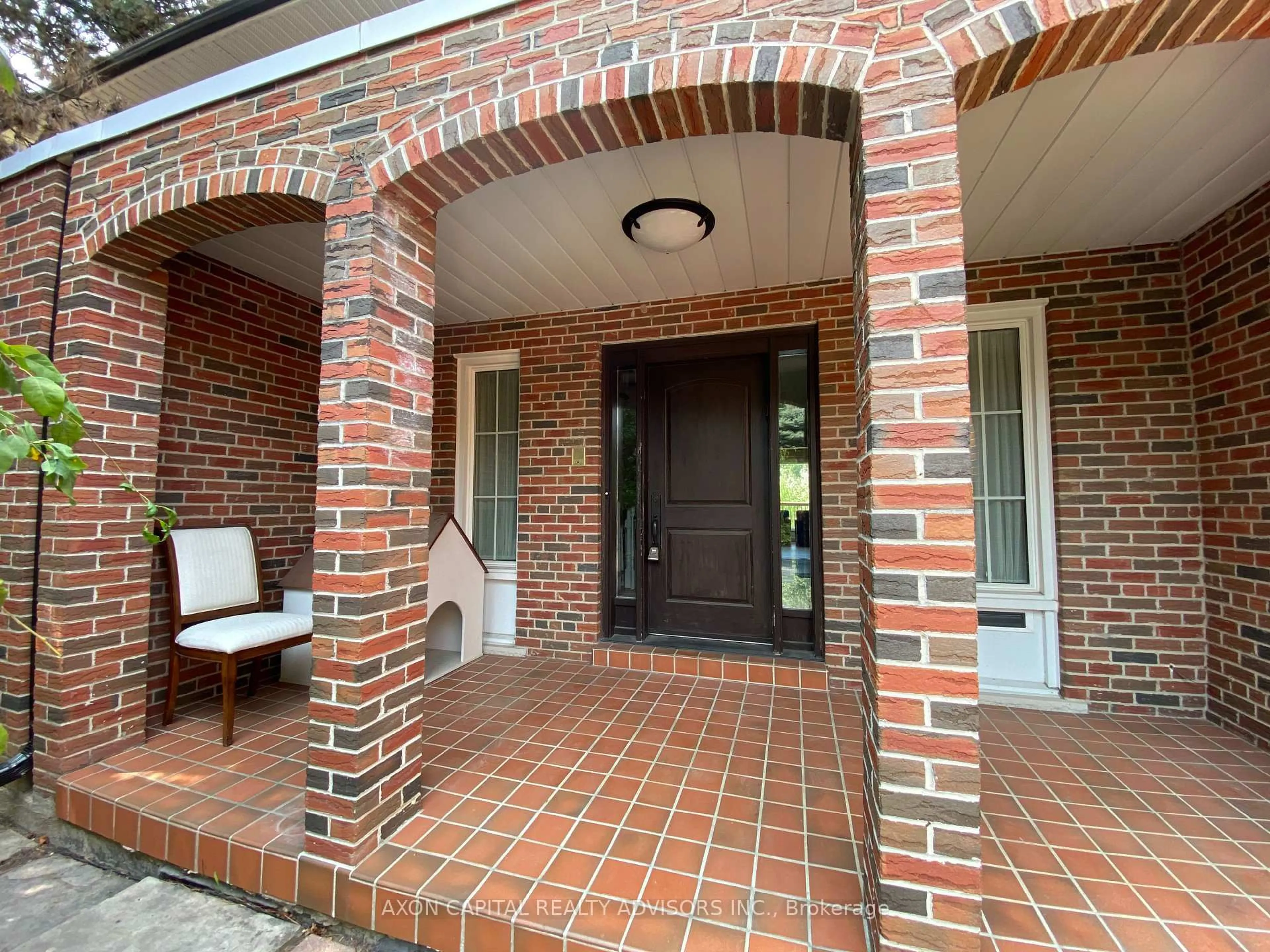 Home with brick exterior material, street for 108 Old Colony Rd, Toronto Ontario M2L 2K2