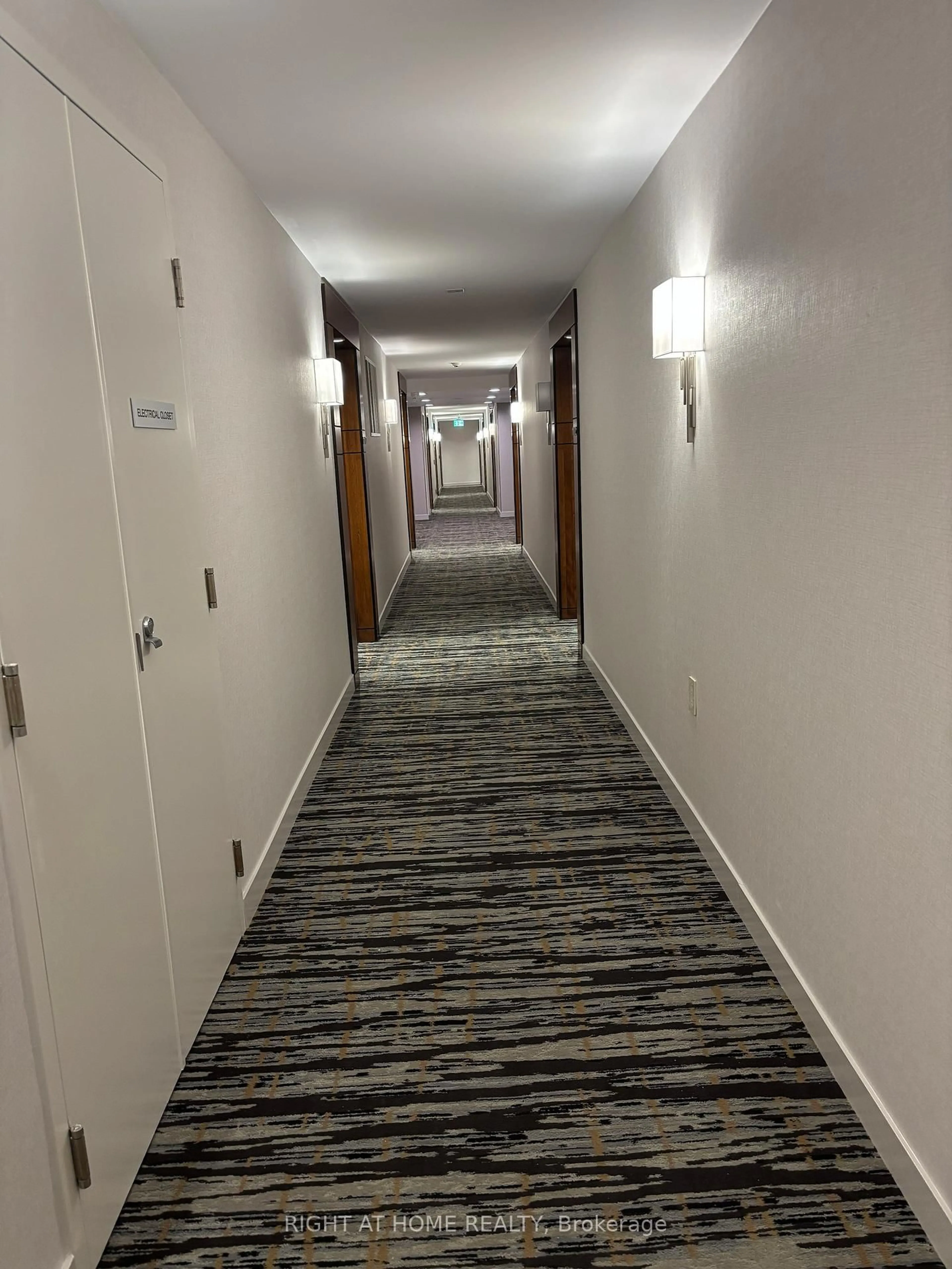 Unknown for 10 Northtown Way #1103, Toronto Ontario M2N 7L4