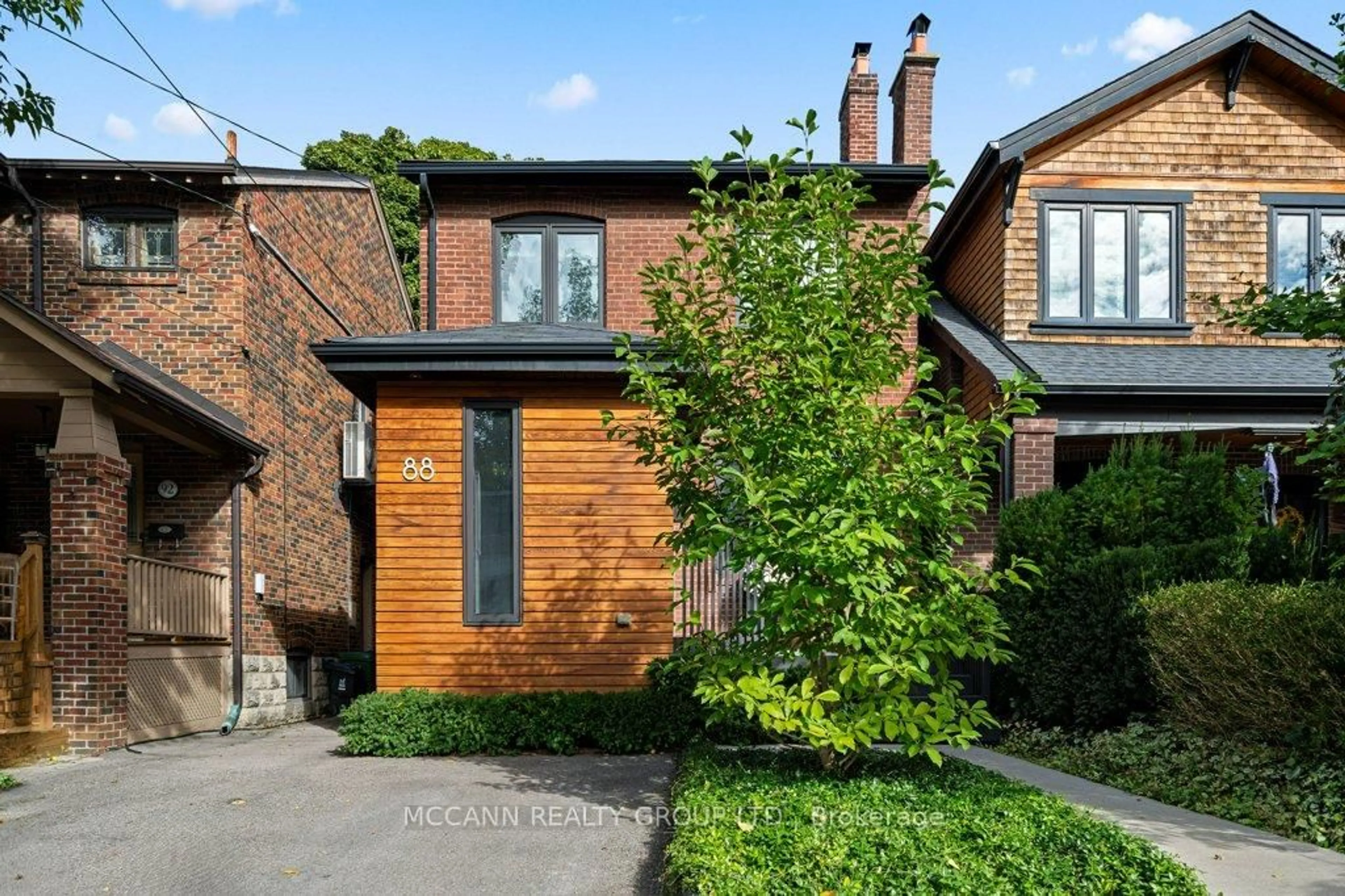 Home with brick exterior material, street for 88 Brookdale Ave, Toronto Ontario M5M 1P3